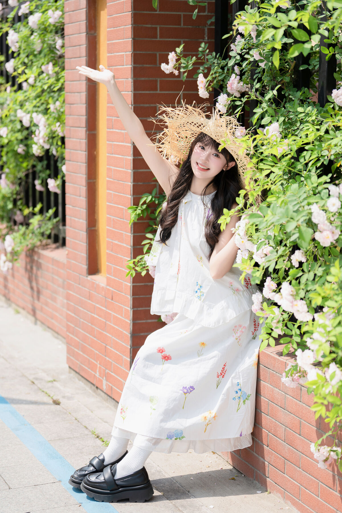 YiTuYu艺图语 Vol.10121 Xia Yu Xiao Nian