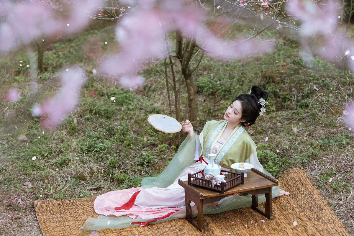 YiTuYu艺图语 Vol.10215 Tian Tian Quan Quan