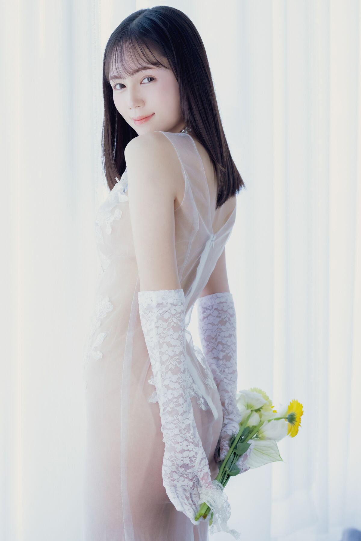 Suzumori Remu 涼森れむ - FRIDAYデジタル写真集 White Sun