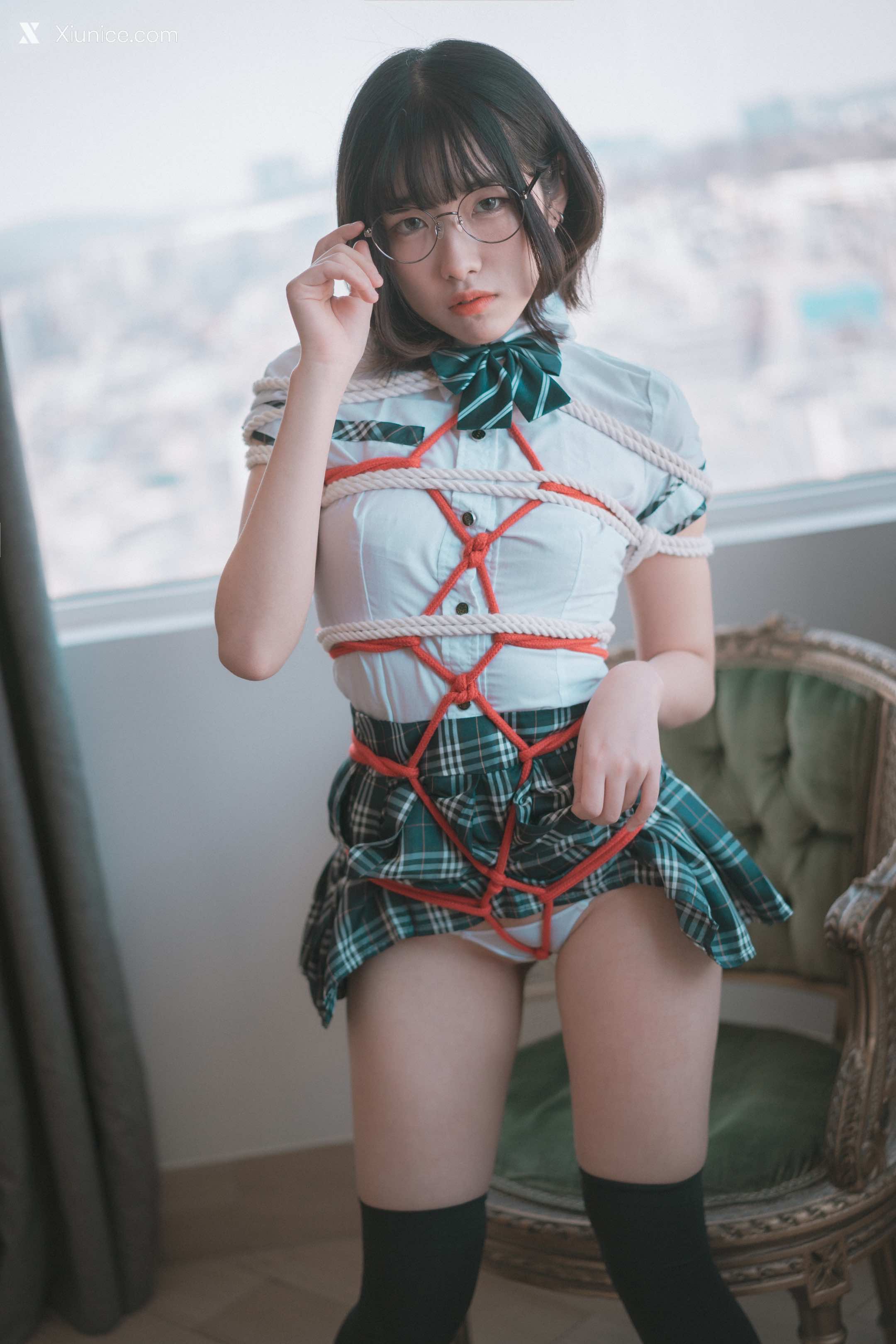 DJAWA Photo – Sonson (손손) – “Knotting Class” 4K