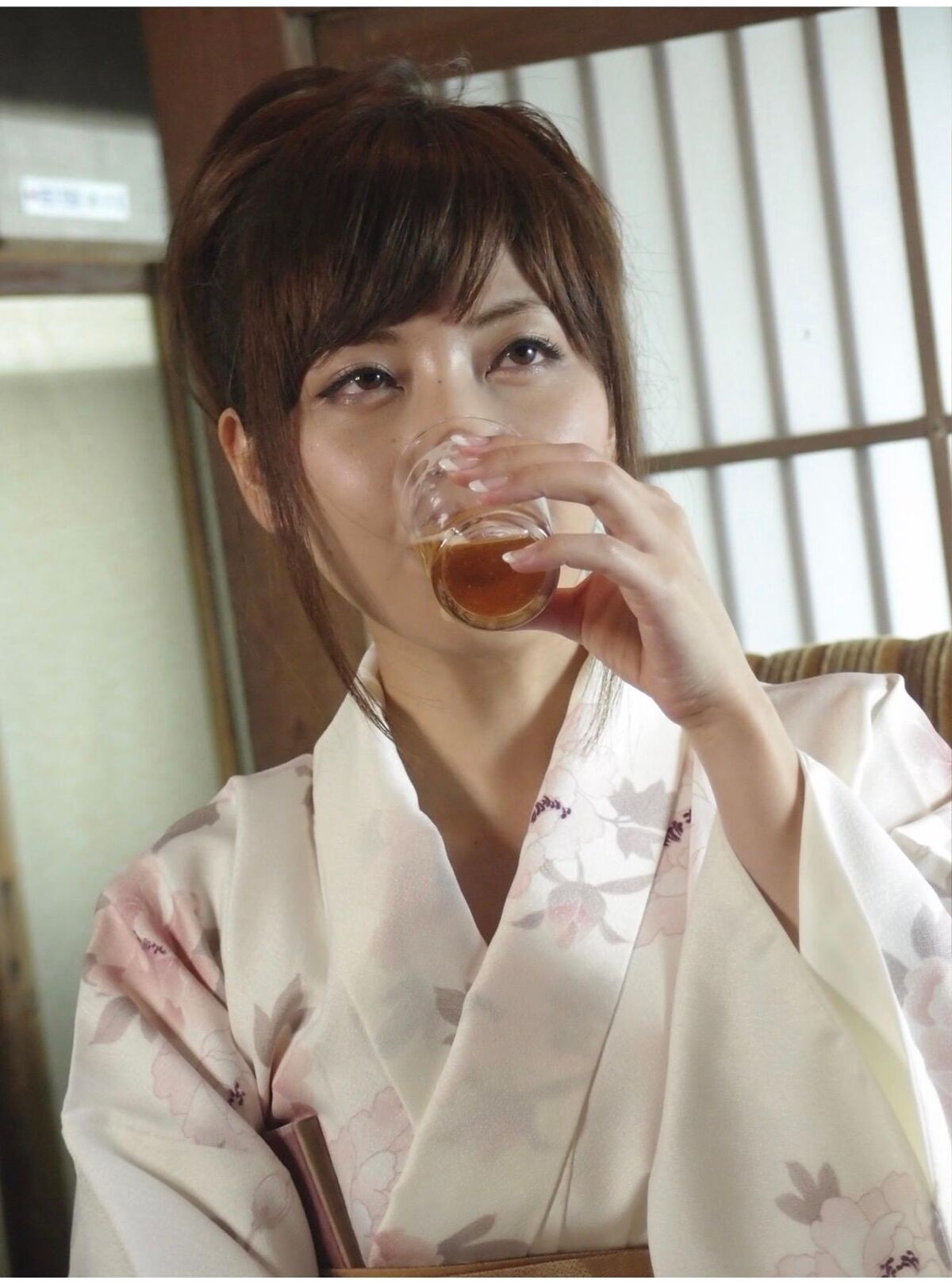 Miyuki Yokoyama 横山美雪 - オトナのお泊りデート MAXING美少女写真集