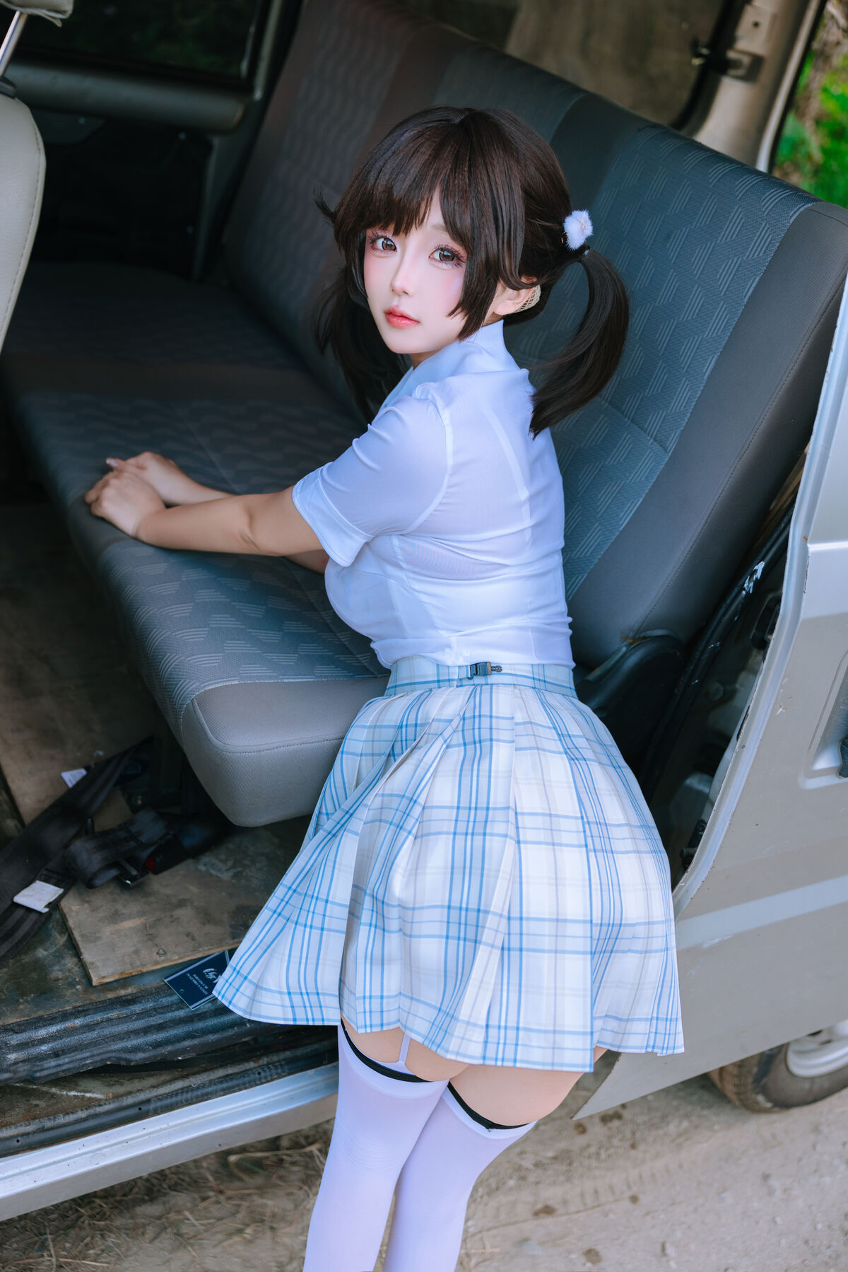 Coser@日奈娇 - 女高 Part03