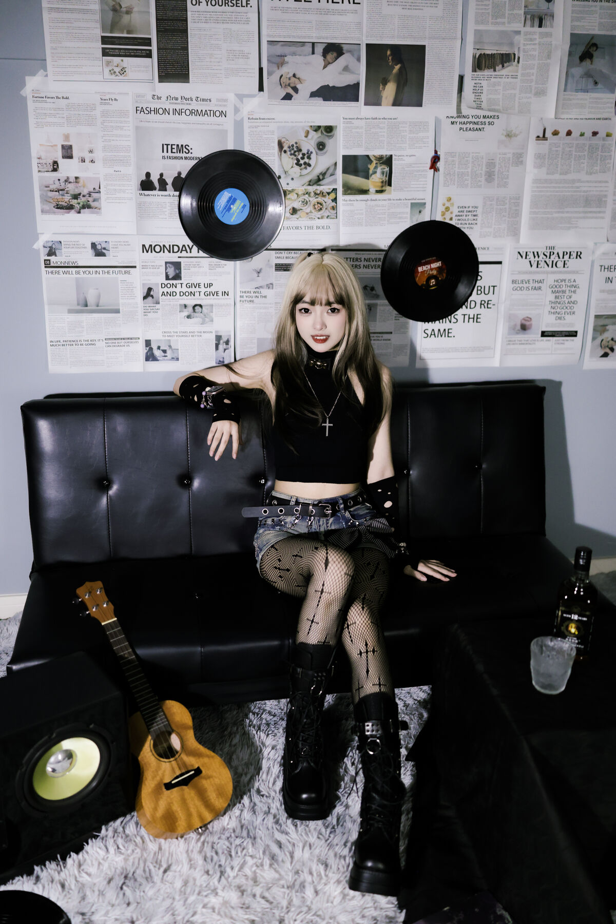 YiTuYu艺图语 Vol.10045 Yi Ming