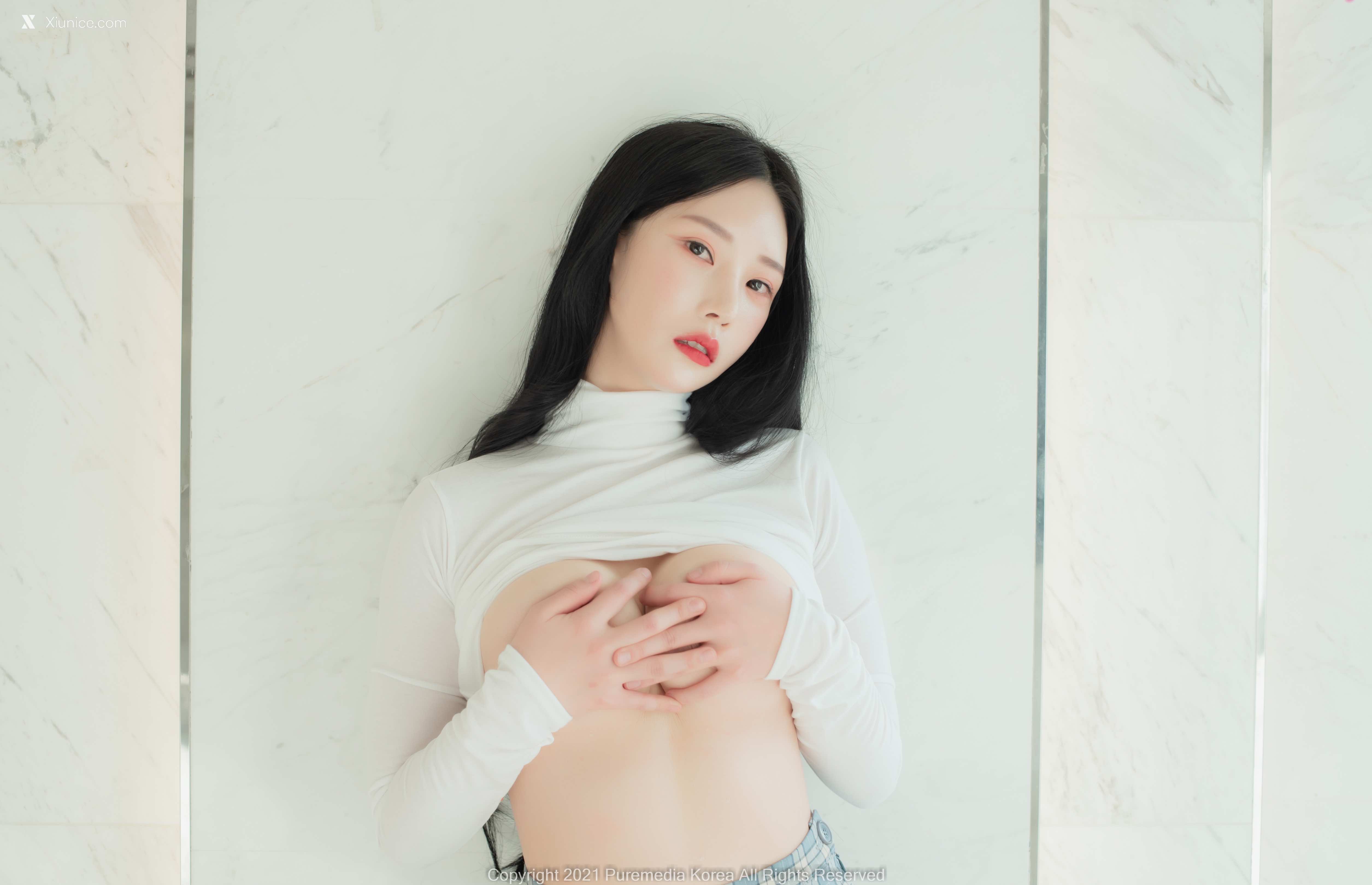 Pure Media Vol.143 Riha (리하) 4K