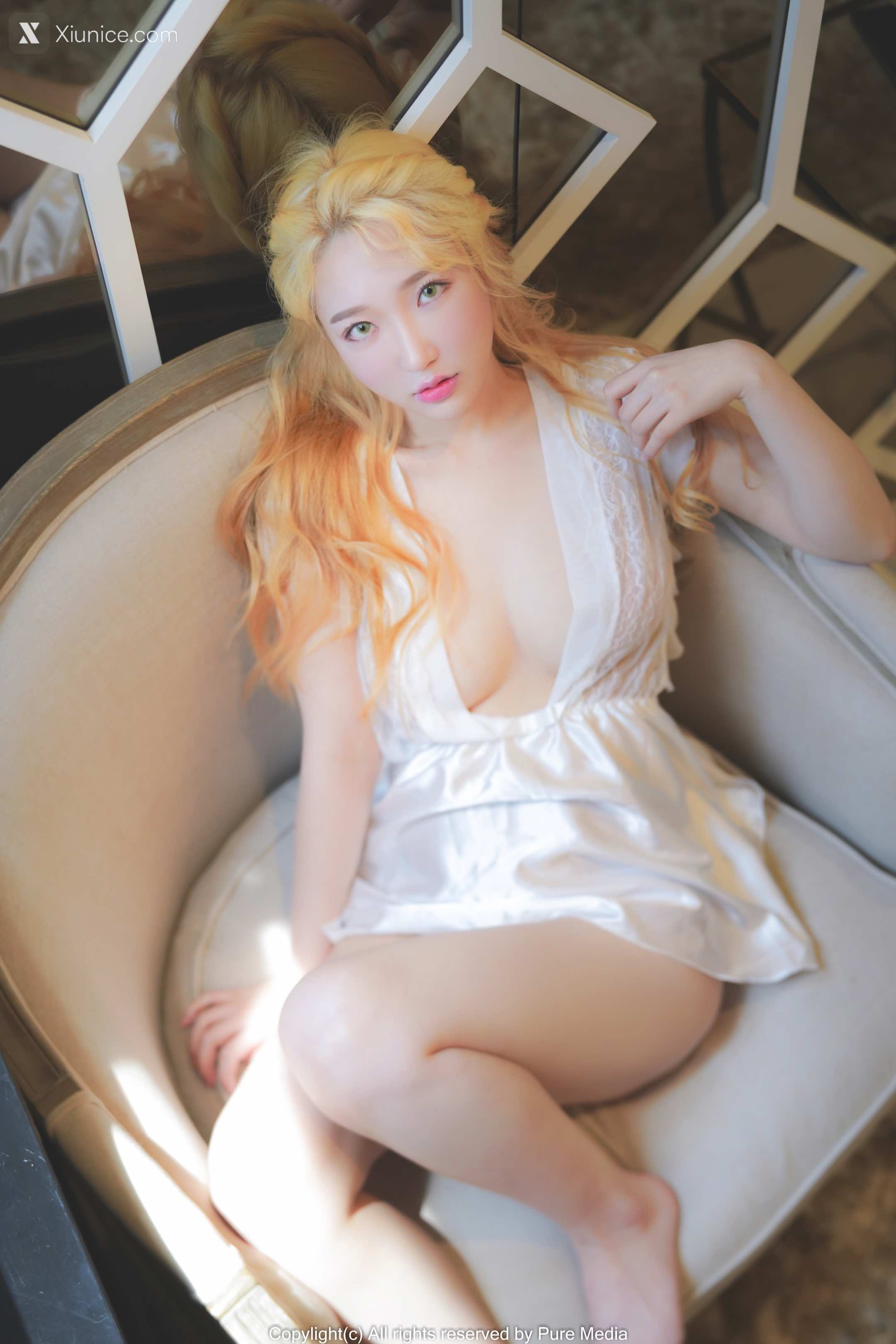 Pure Media Vol.060 Son Ye-Eun (손예은) 4K