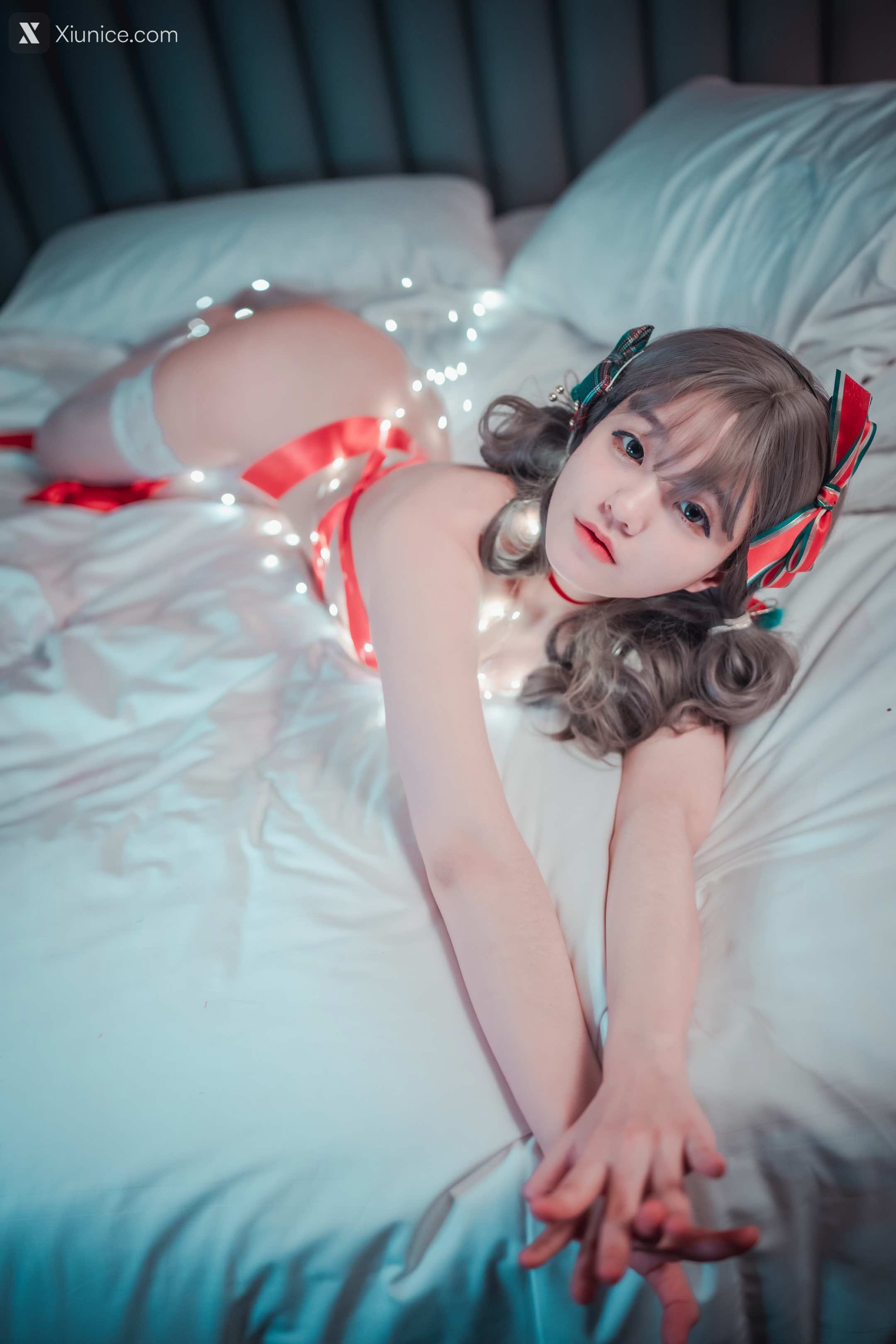 DJAWA Photo – Jeong Jenny (정제니) – Christmas Special 2022 4K