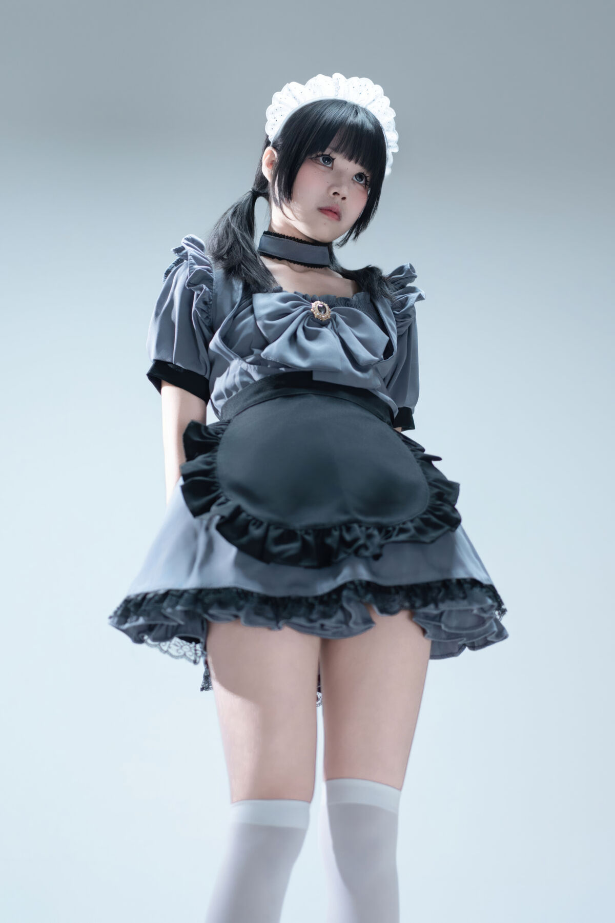 Coser@清水凪 - 手提箱与灰色女仆