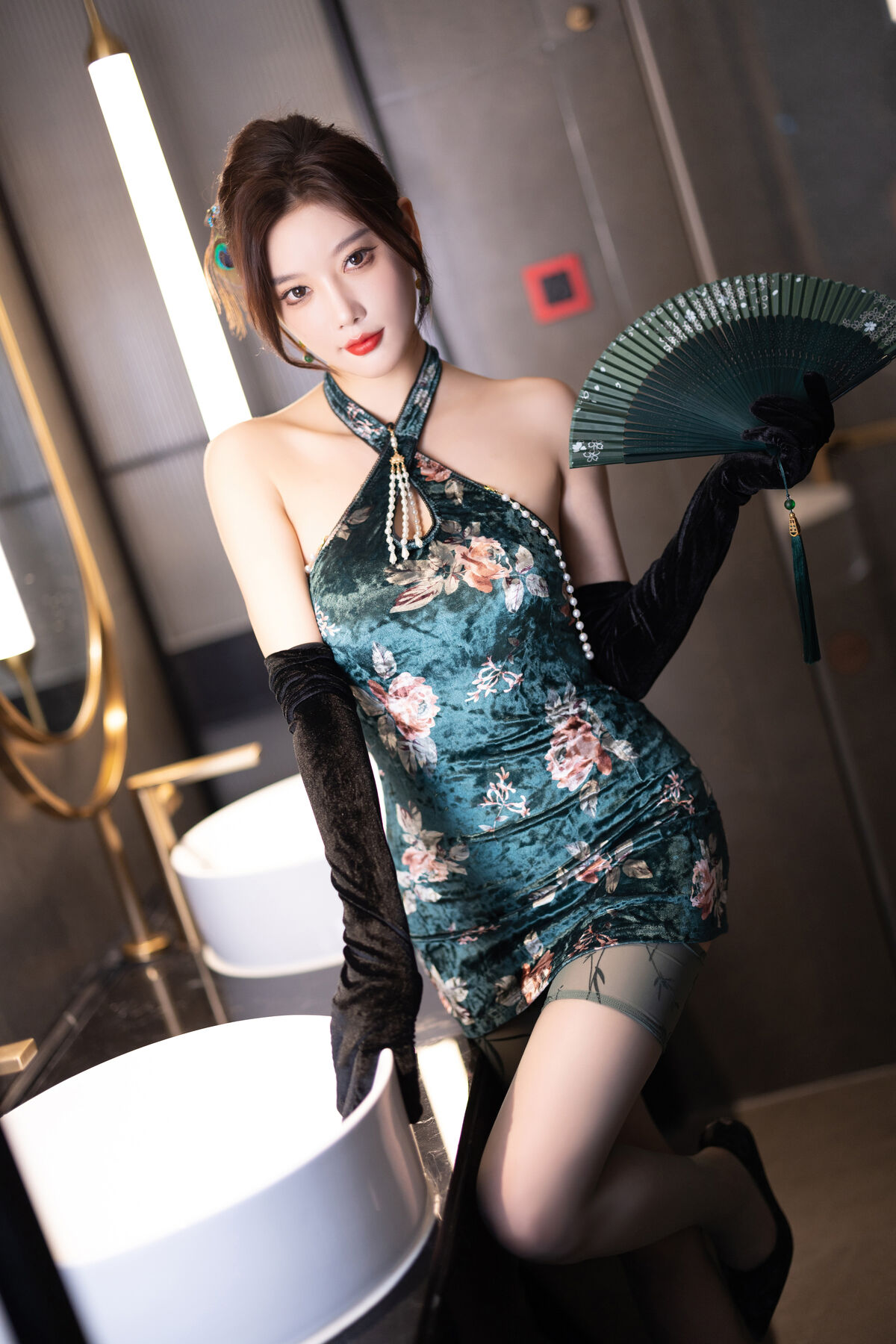 内购无水印 Yang Chen Chen 杨晨晨Yome - 秀人网模特 绿色情趣内衣 Part01