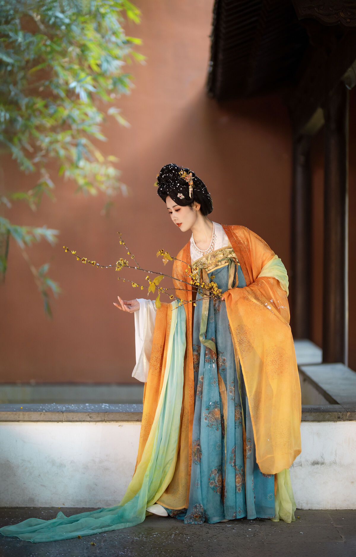 YiTuYu艺图语 Vol.10090 Ren Jian Yue-Su Chen