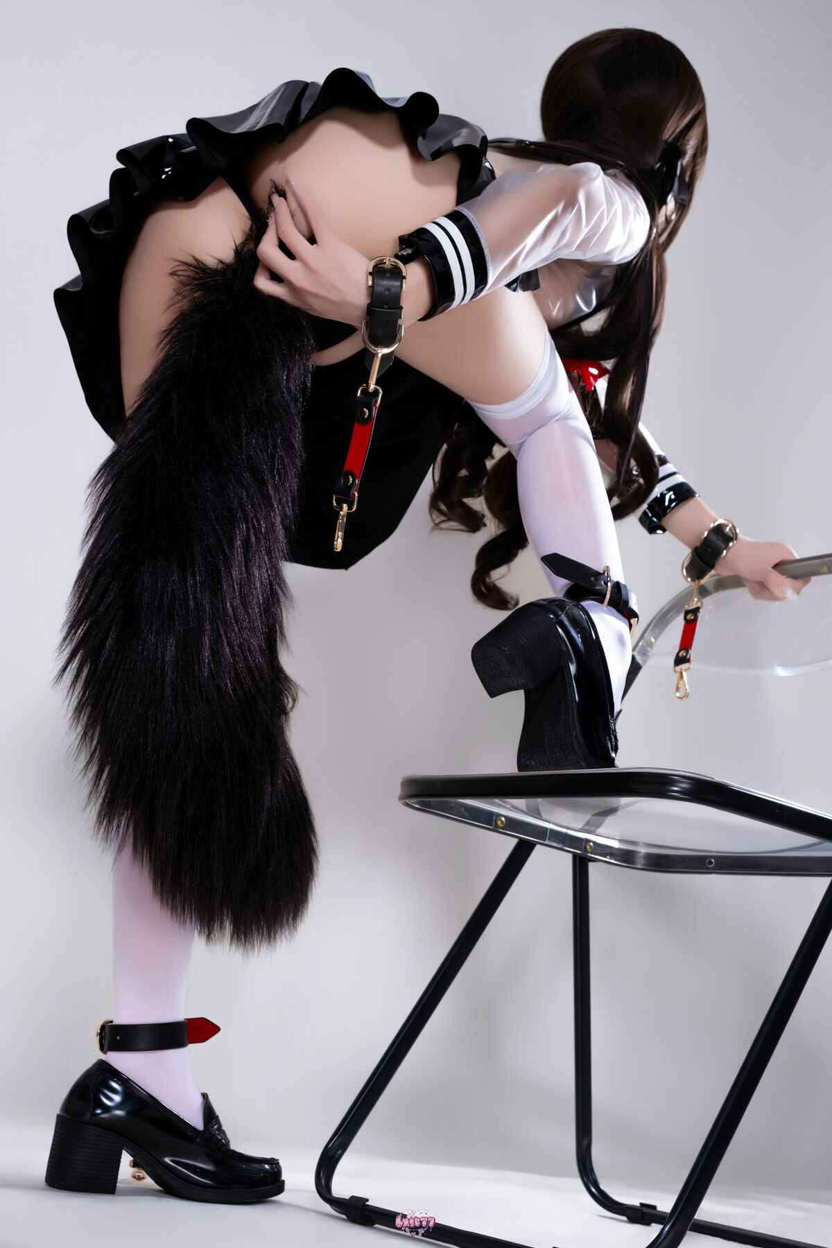 Coser@柒柒要乖哦 - 兽尾透明JK Part01