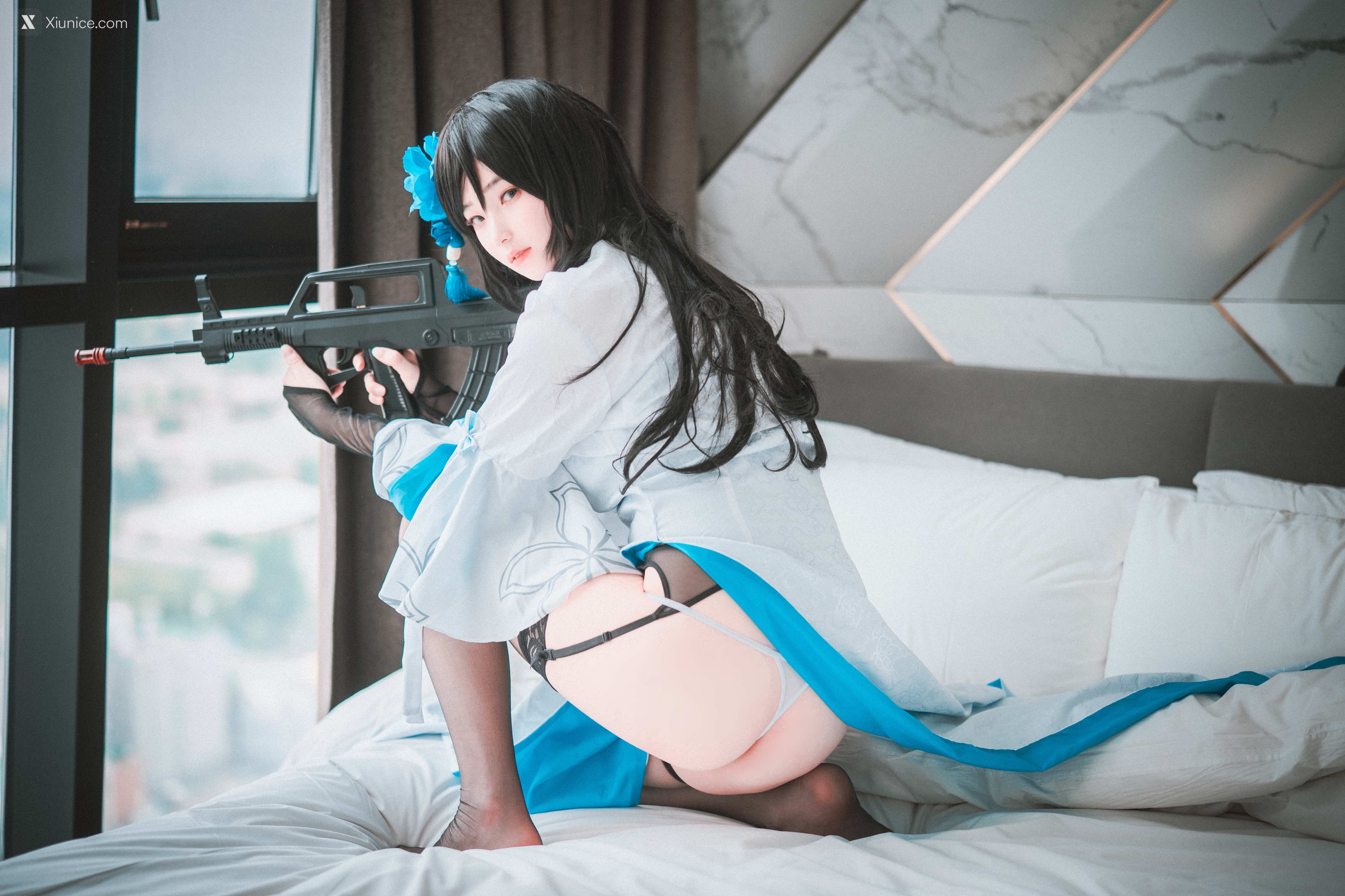 DJAWA Photo – Bambi (밤비) – Type 95 Jade Noisette Rose 4K