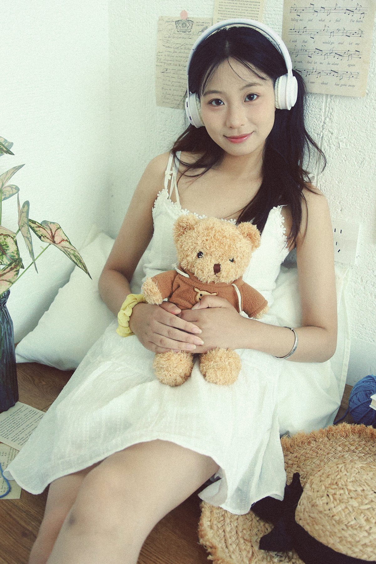 YiTuYu艺图语 Vol.10012 Xiao U