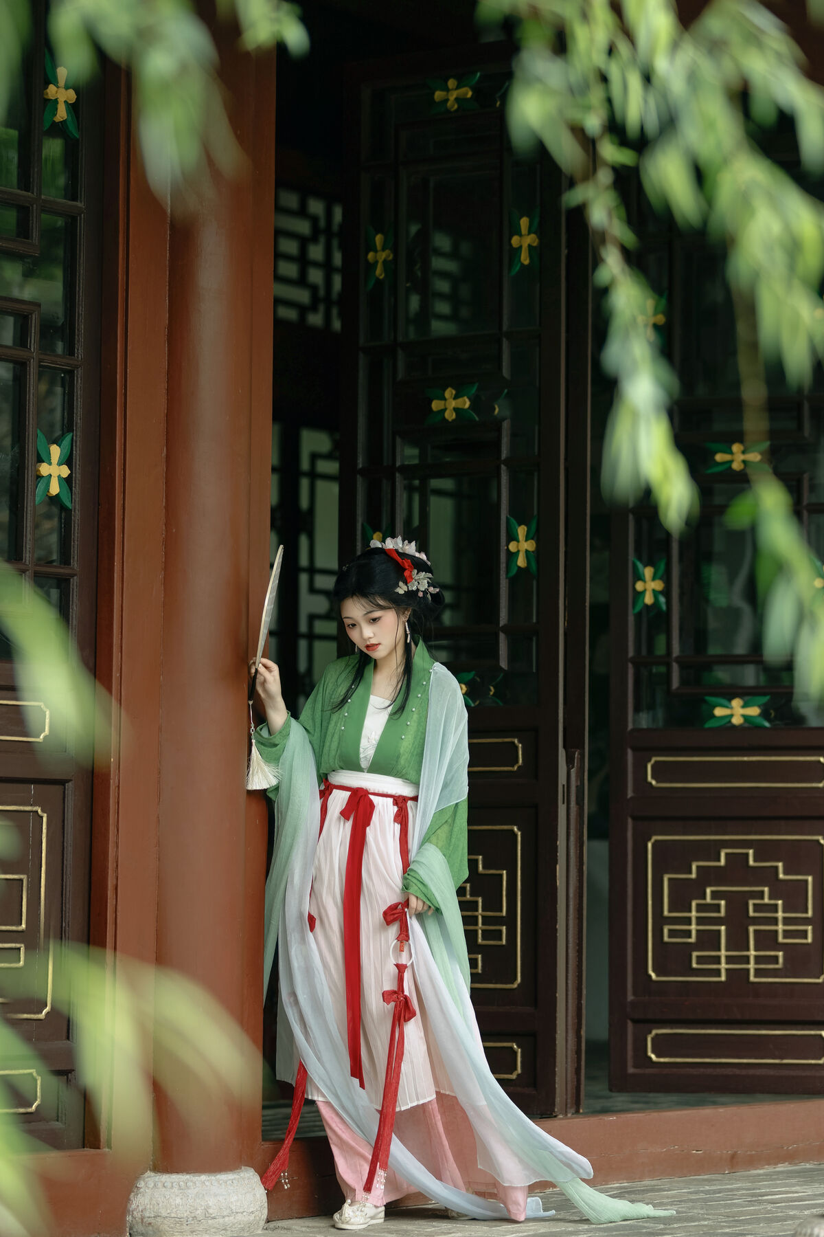 YiTuYu艺图语 Vol.10212 Jin Zou Ba