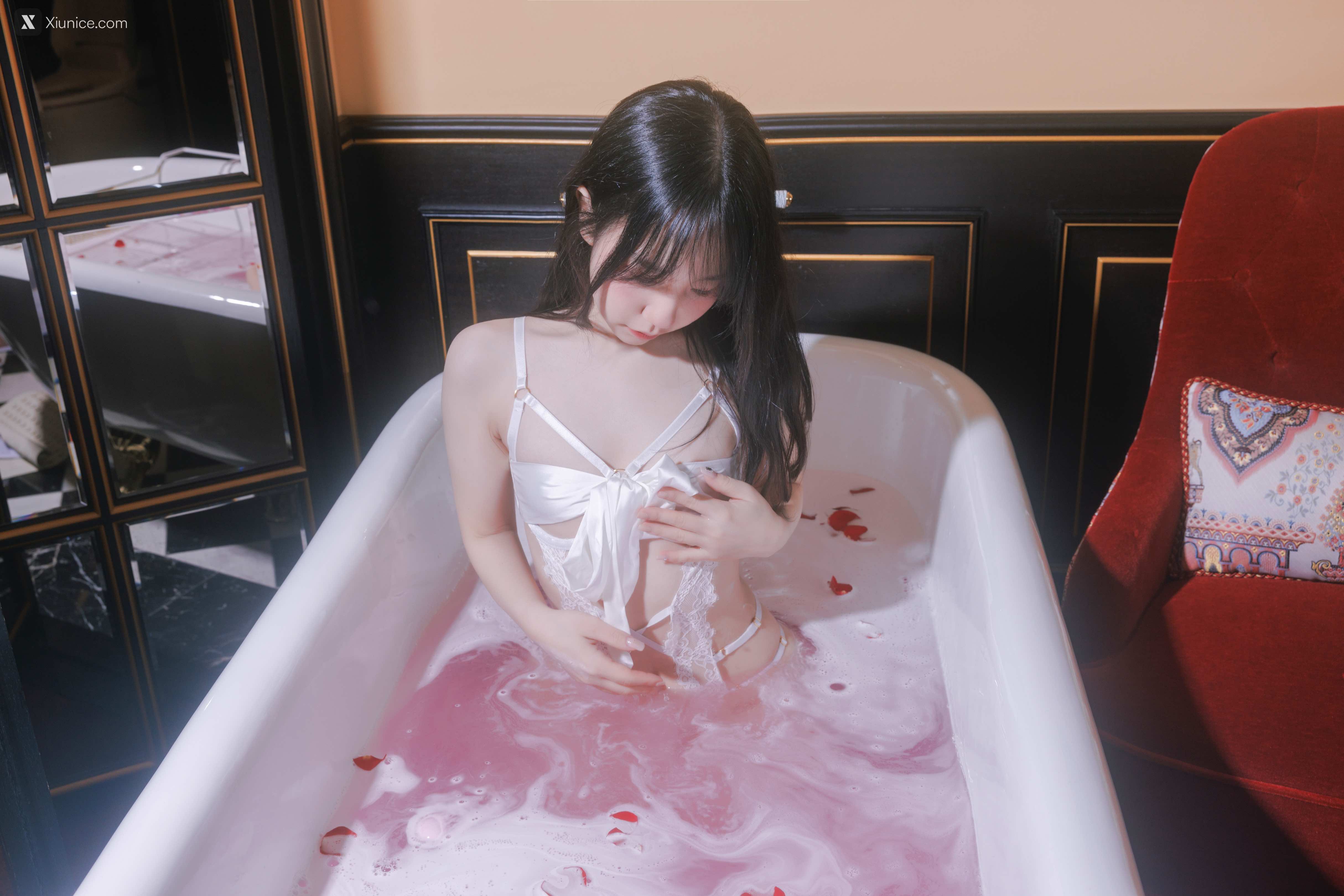 SweetBox Yeri – 36.5 ℃ (Part A) 4K