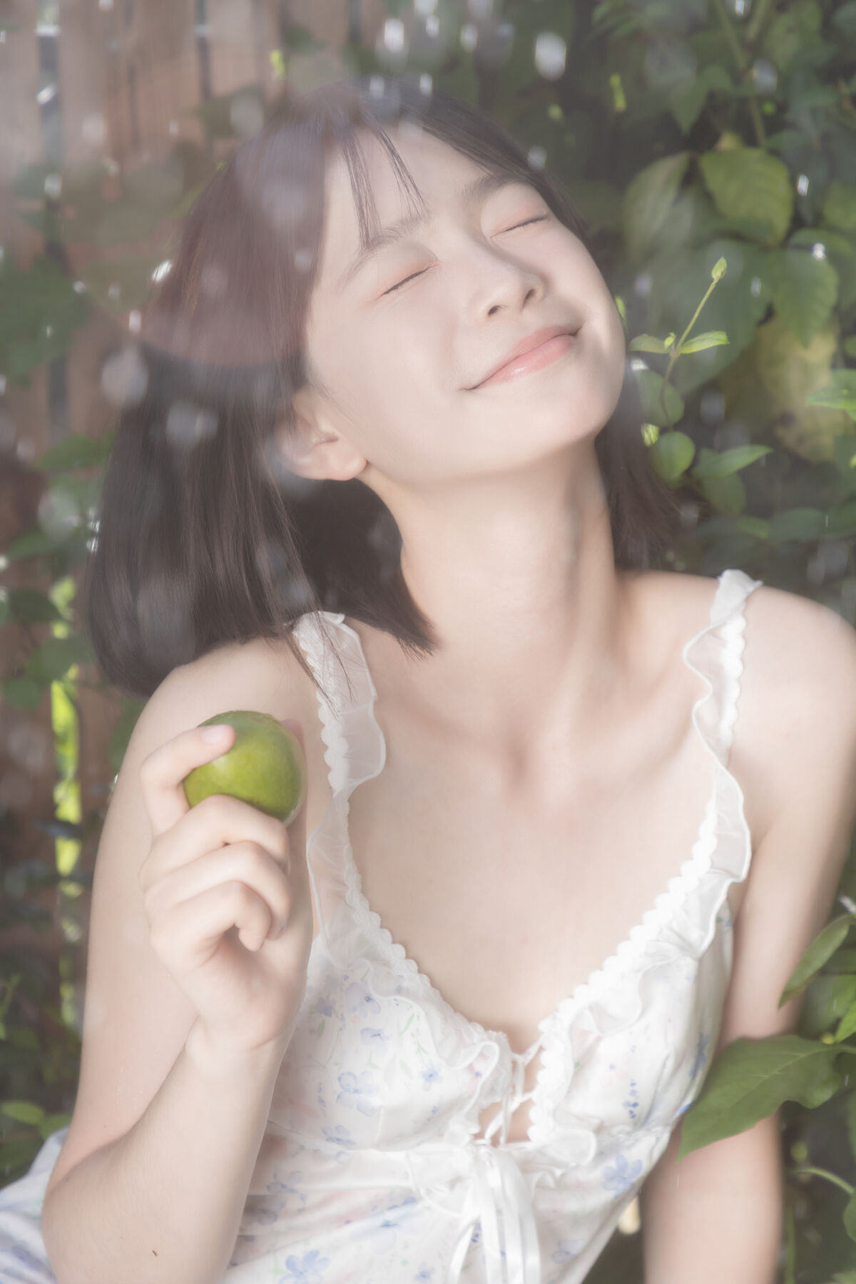 YiTuYu艺图语 Vol.10153 Yao Yao Zi Jiang