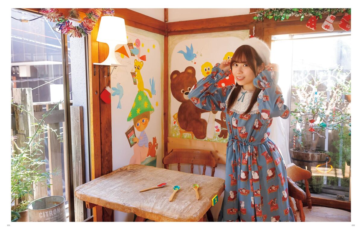 Sayuri Date 伊達さゆり - フォト And インタビューブック 置いてきた傘と地 Part03