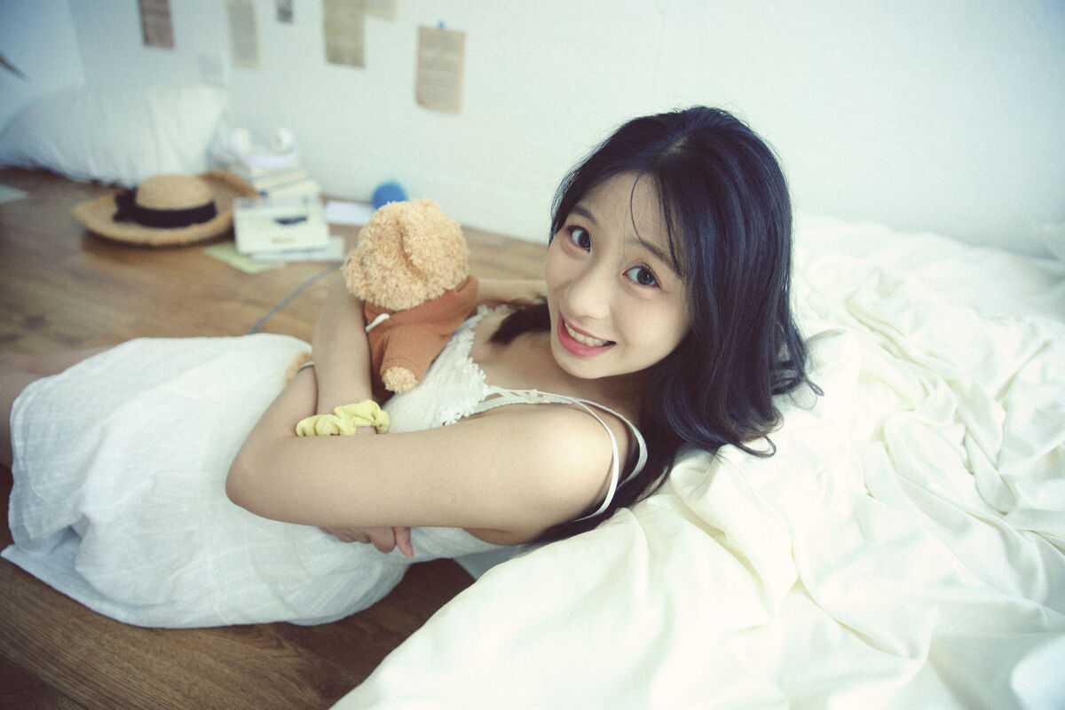 YiTuYu艺图语 Vol.10012 Xiao U