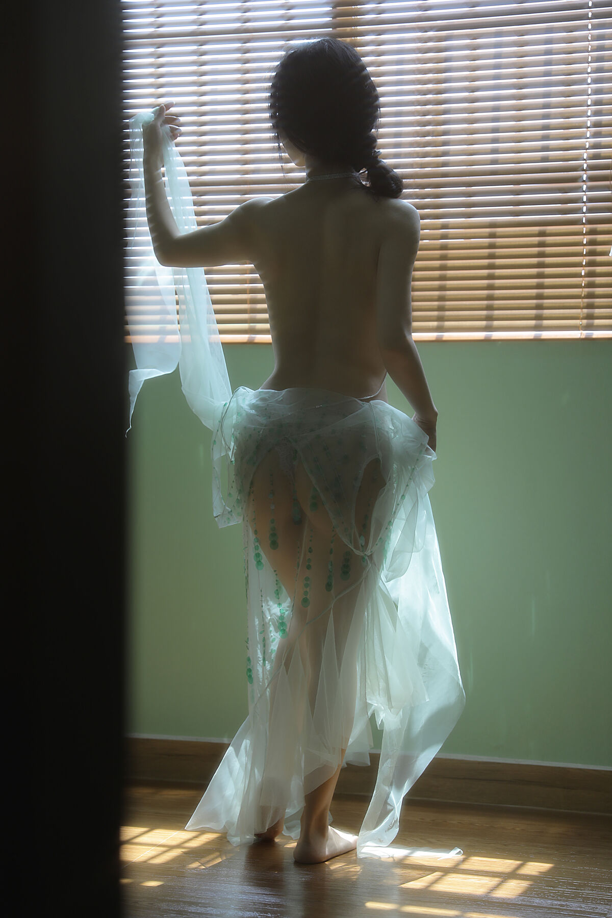 YiTuYu艺图语 Vol.10236 Ye Sheng Mo Te Yuan Zi