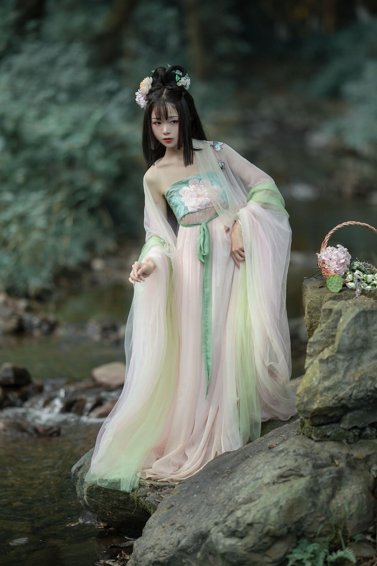 YiTuYu艺图语 Vol.10151 Yun Yun De Hei Yan Quan Er