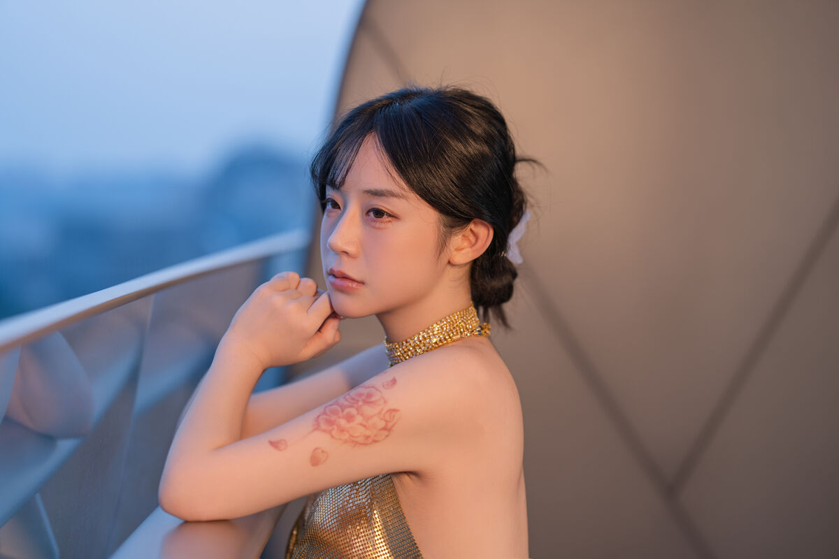 YiTuYu艺图语 Vol.10060 Yi Yuan Tong Xue Jodie