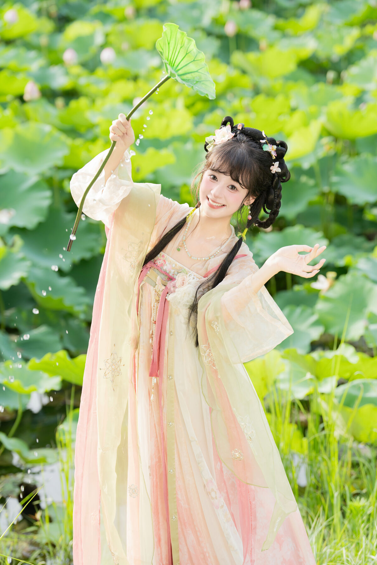 YiTuYu艺图语 Vol.10144 Xia Yu Xiao Nian