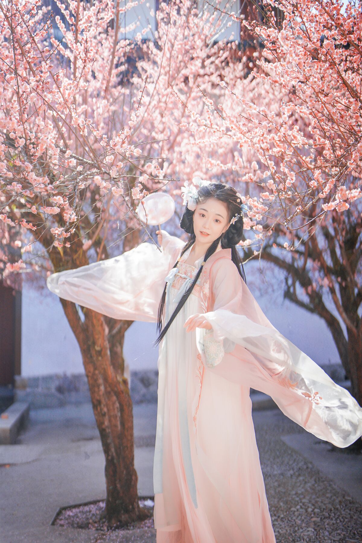 YiTuYu艺图语 Vol.10207 Qing Mo 07