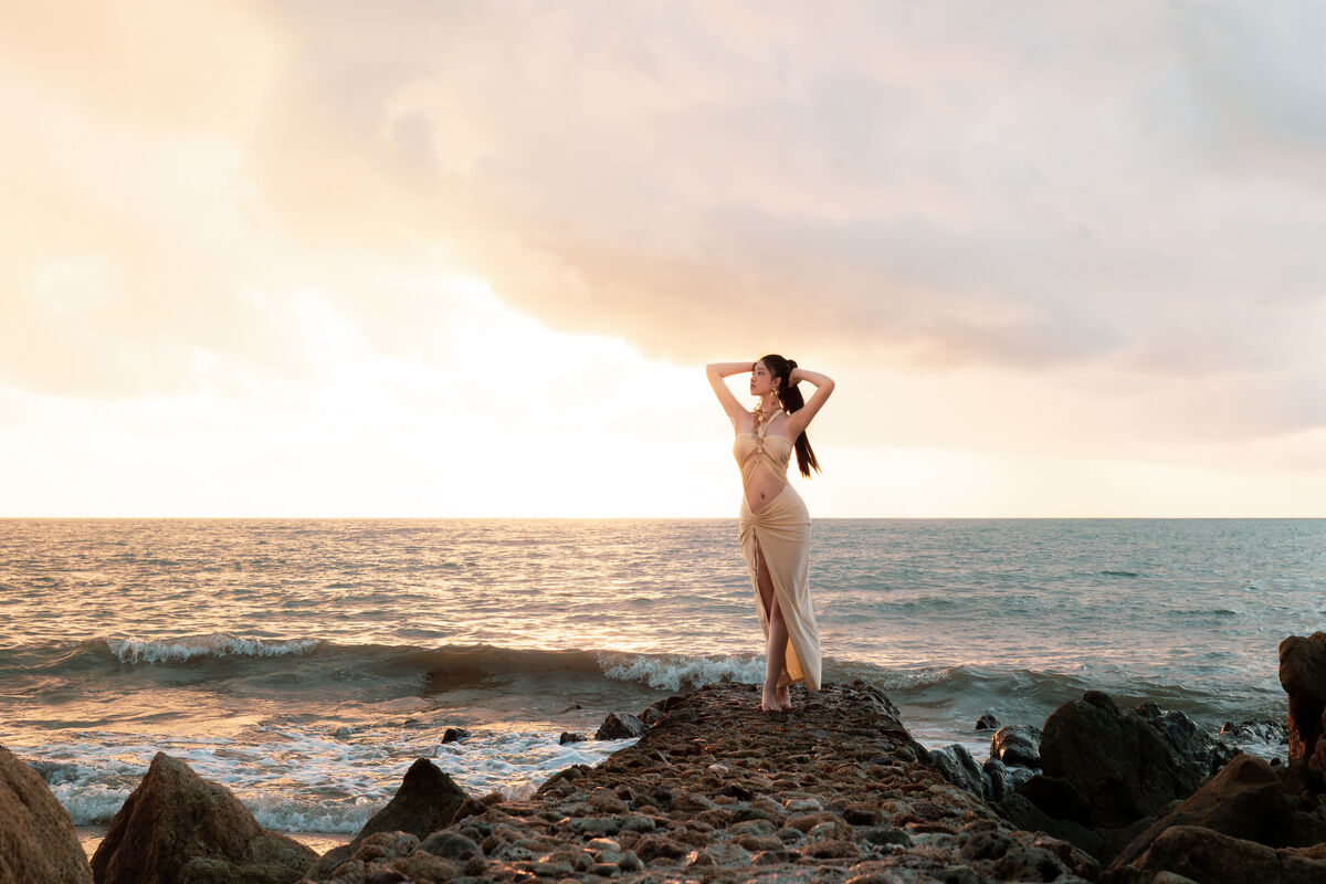 Coser@年年Nnian - 海边维纳斯