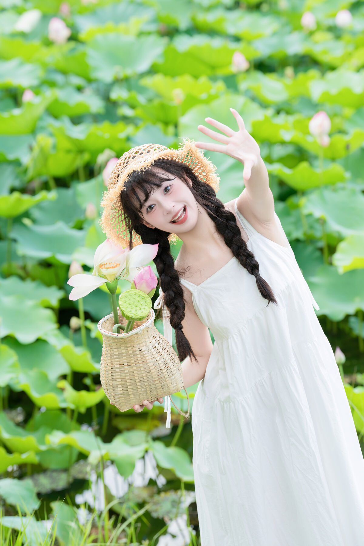 YiTuYu艺图语 Vol.10233 Xia Yu Xiao Nian