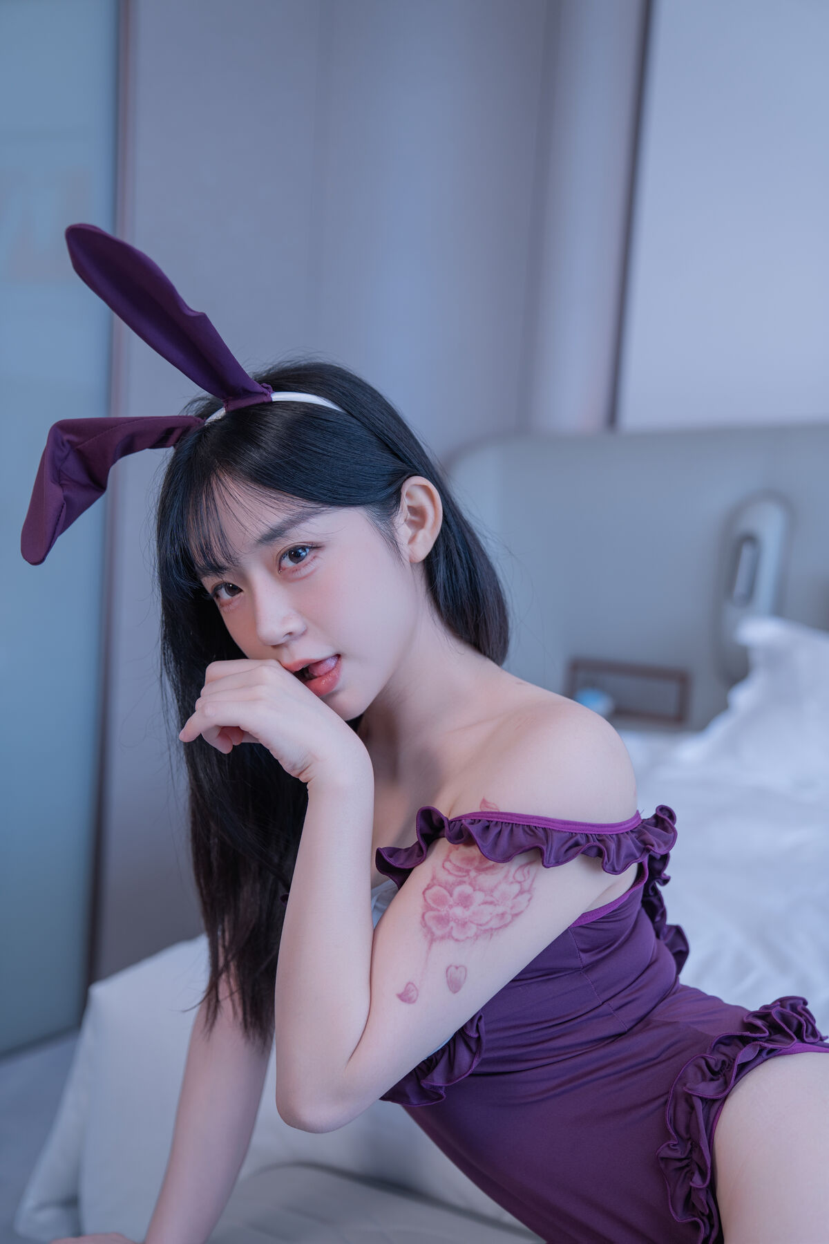 YiTuYu艺图语 Vol.10126 Yi Yuan Tong Xue Jodie