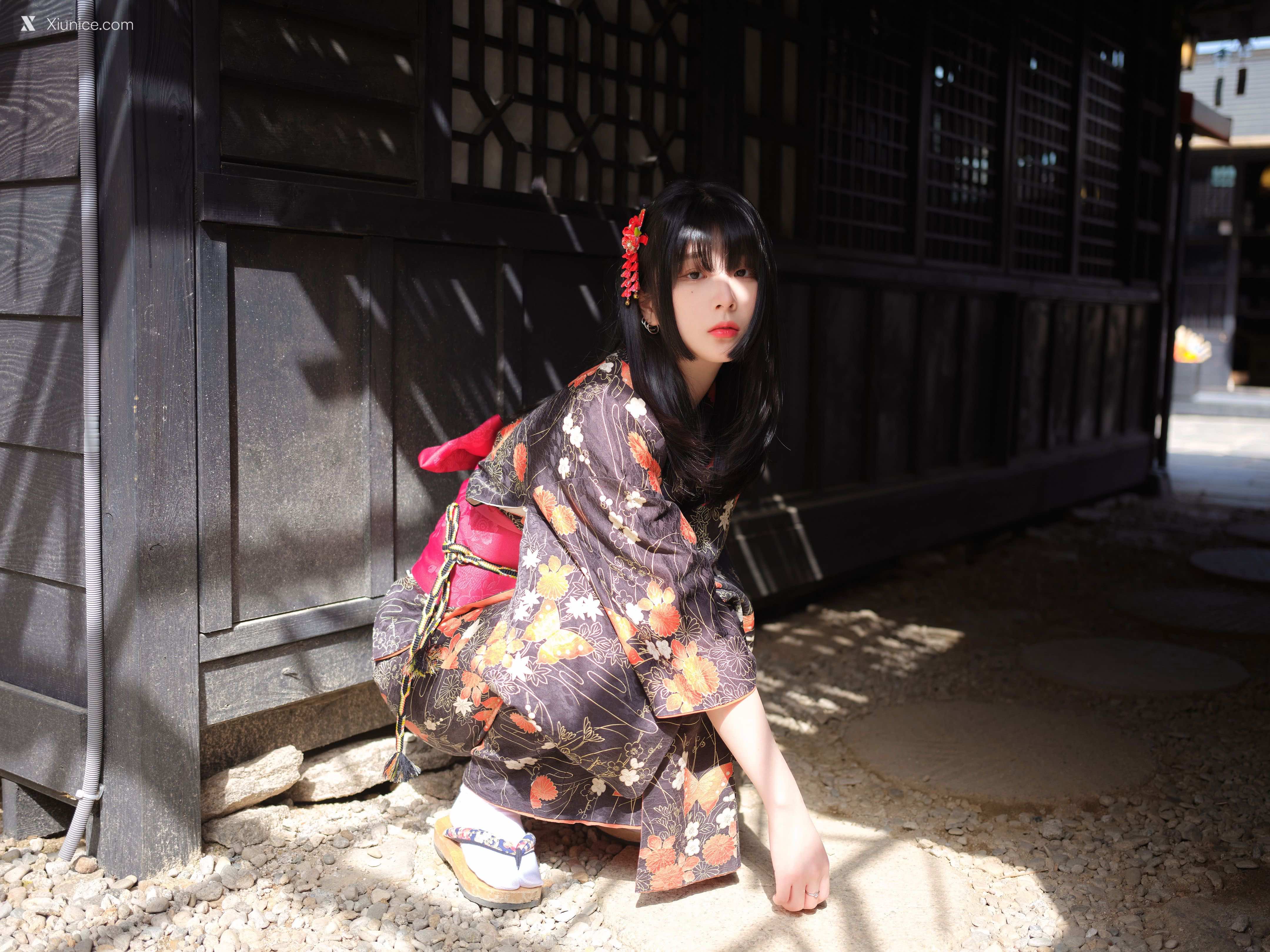 Artgravia Vol.400 Jang Joo (장주) 4K