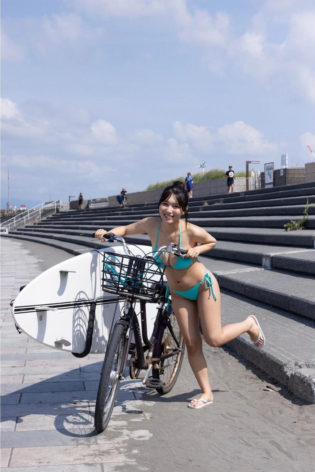 Kawamichi Sara 川道さら - グラビア界のビッグウェーブ SPAデジタル写真集