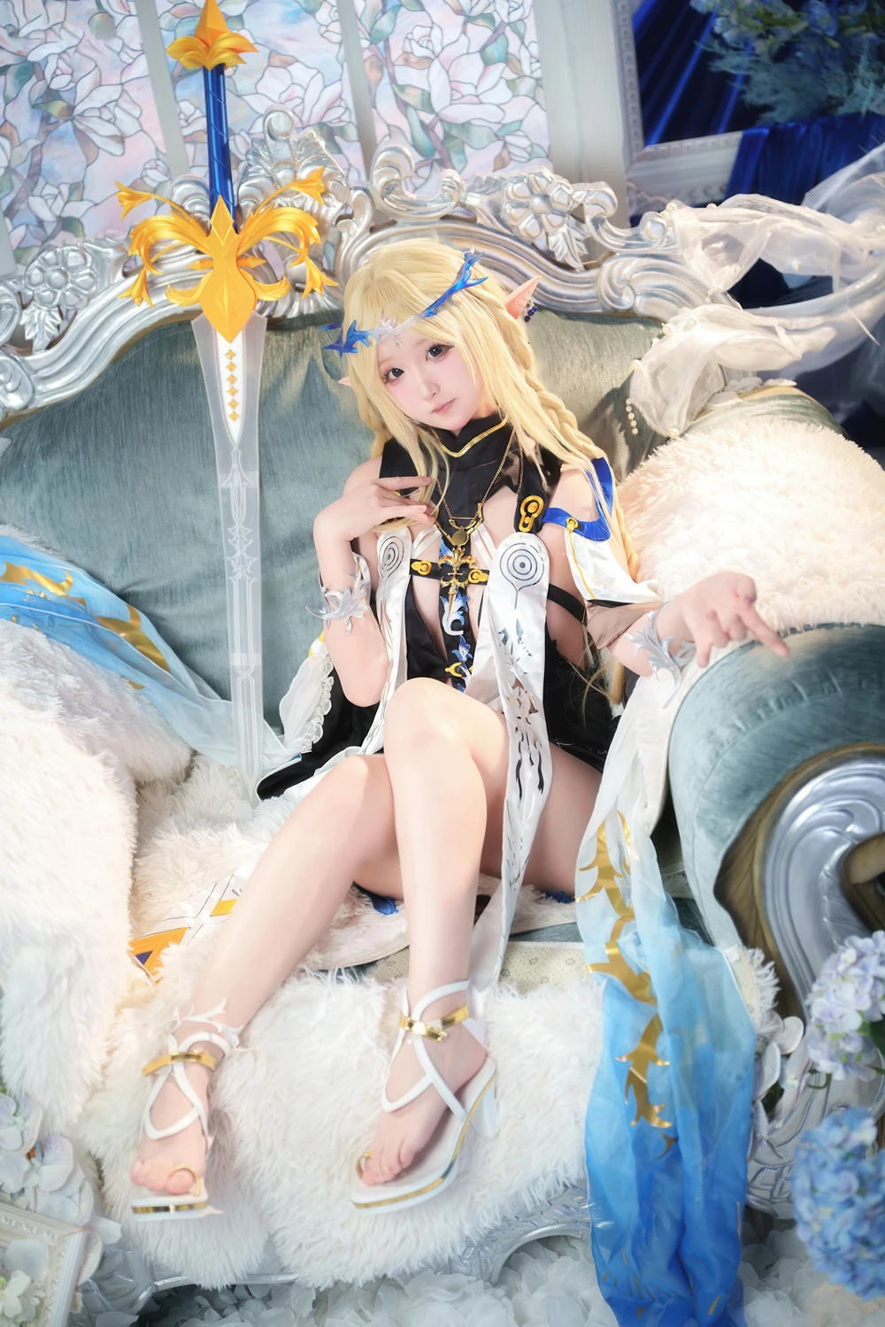 Cosplay Seele麦麦 – 鸣潮 菲比&卡提希娅·蓝色花海物语