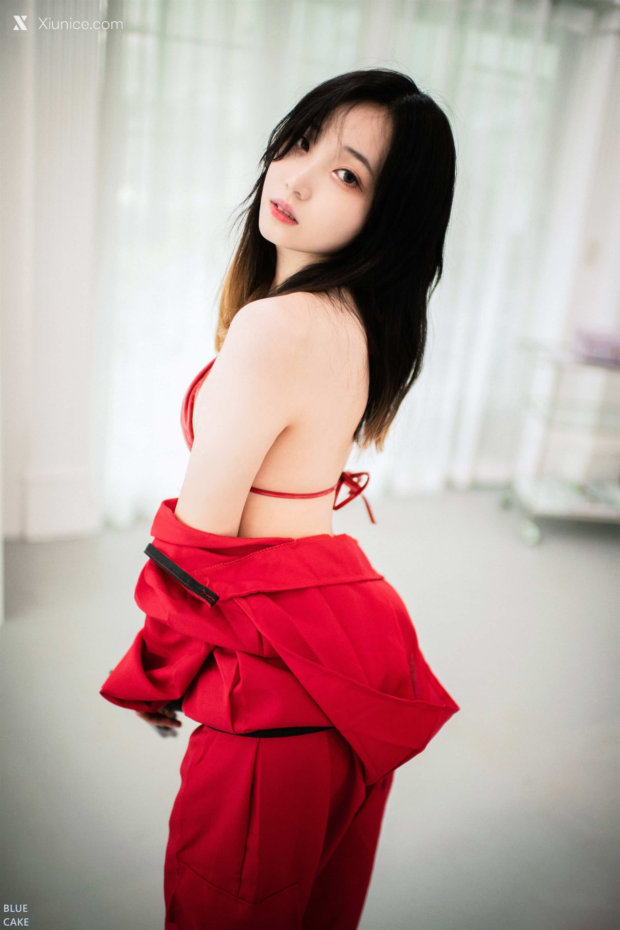 BLUECAKE Bambi (밤비) – Play Game 4K