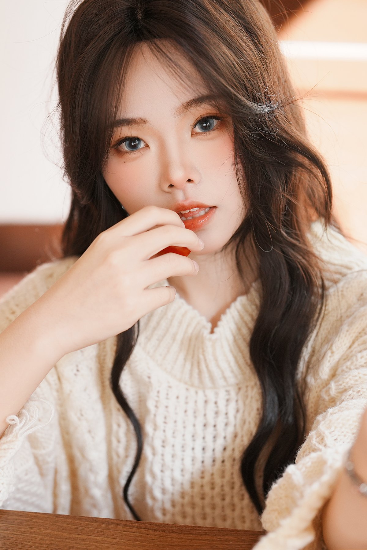 YiTuYu艺图语 Vol.10049 Le Di