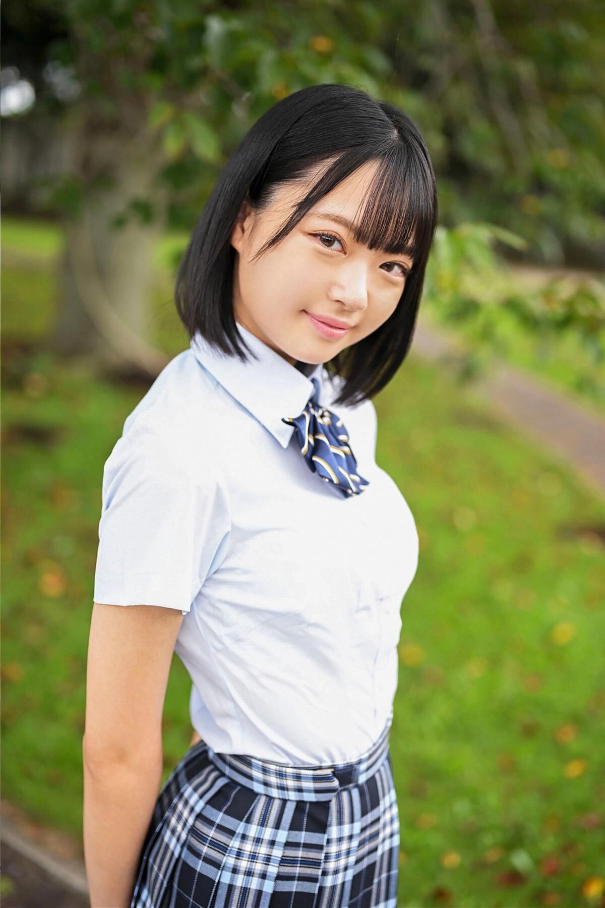 Amu Tsubura 粒楽あむ - Youth. アオハル Vol.3 Part01