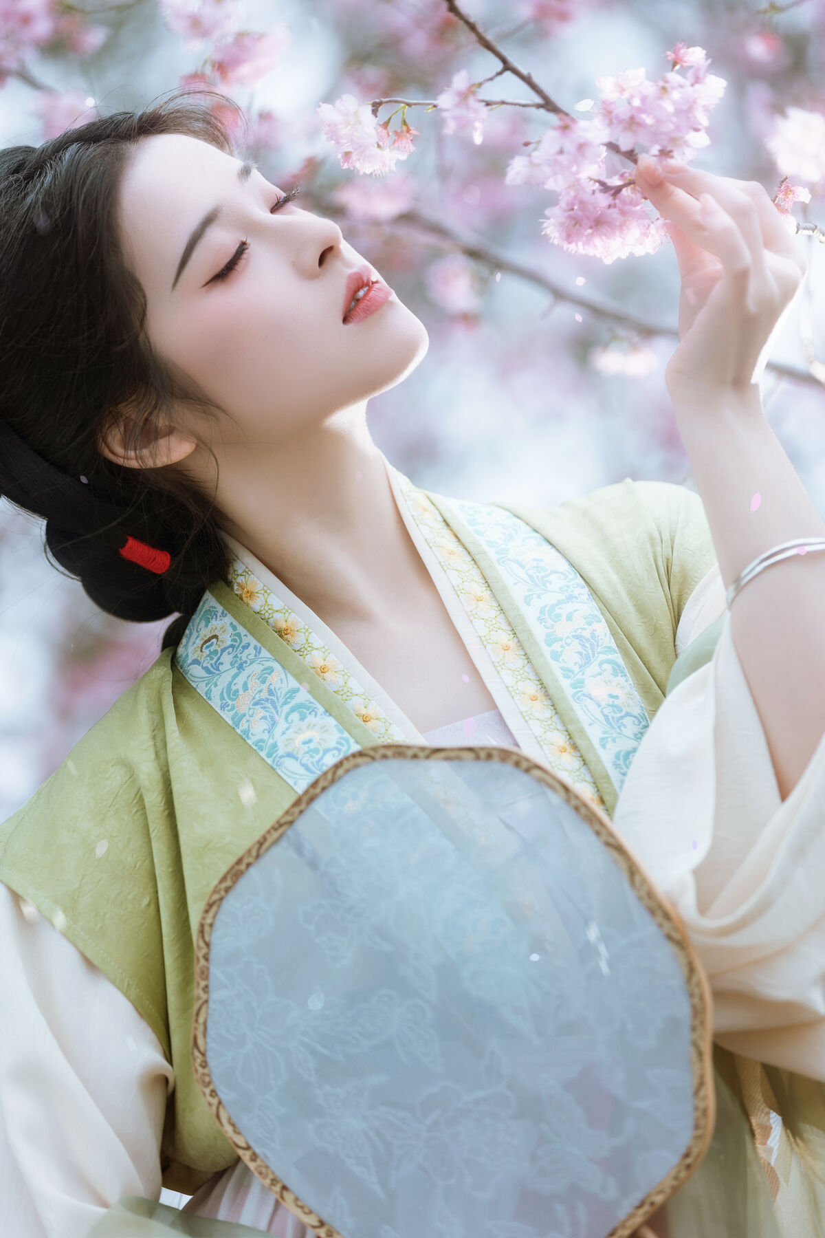 YiTuYu艺图语 Vol.10215 Tian Tian Quan Quan