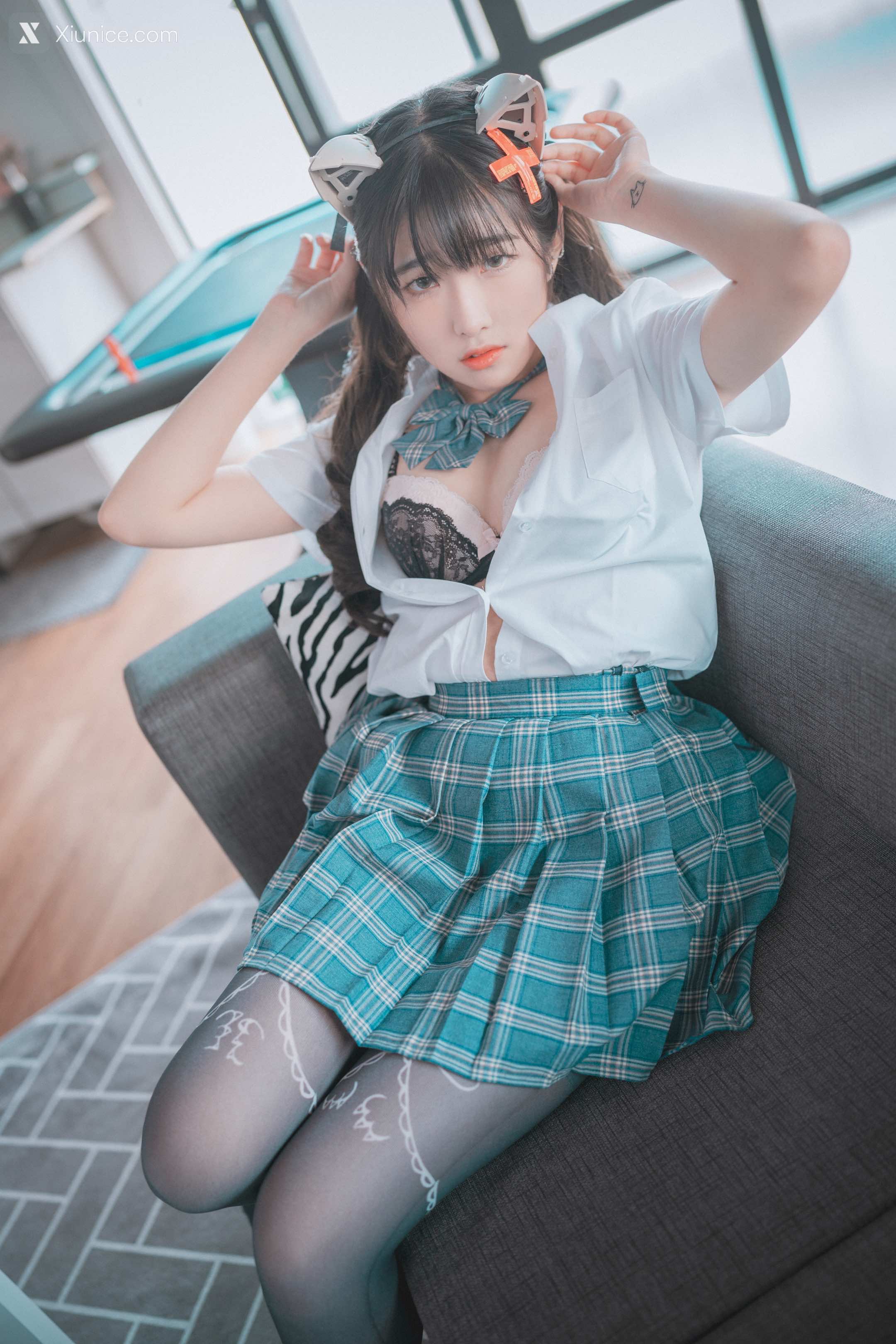 DJAWA Photo – Sonson (손손) – “Plug Me In” 4K