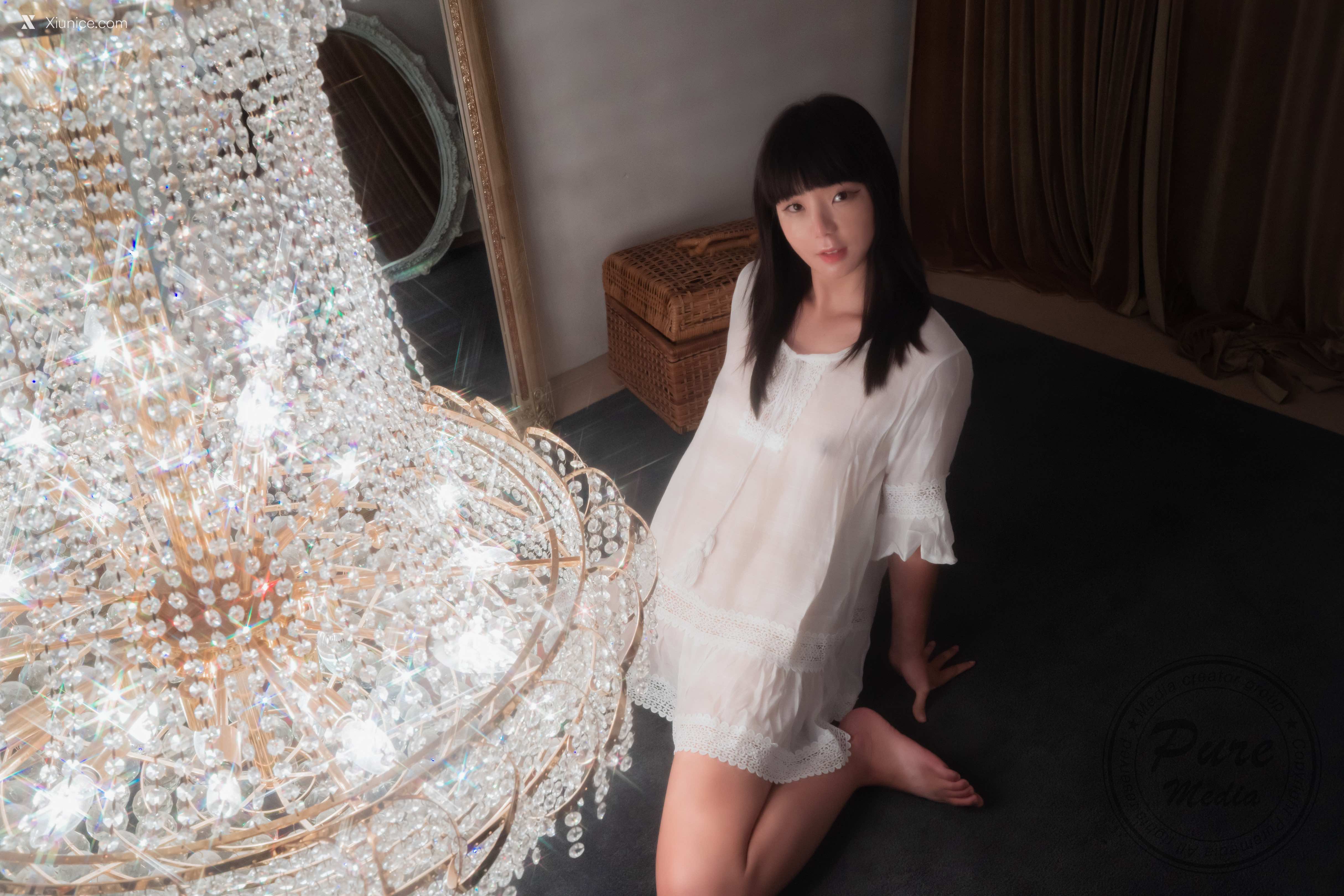 Pure Media Vol.197 KISS-ME (키스미) – Lighting Girl 4K