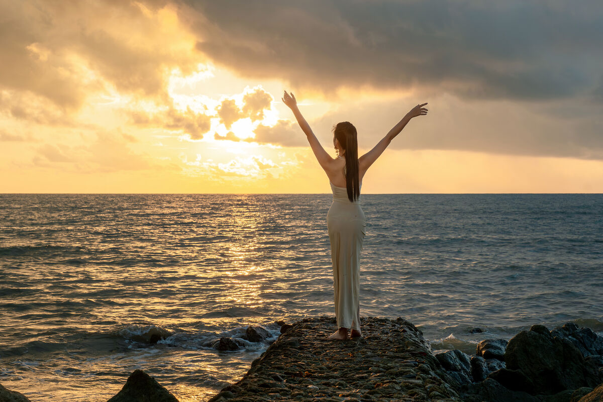 Coser@年年Nnian - 海边维纳斯