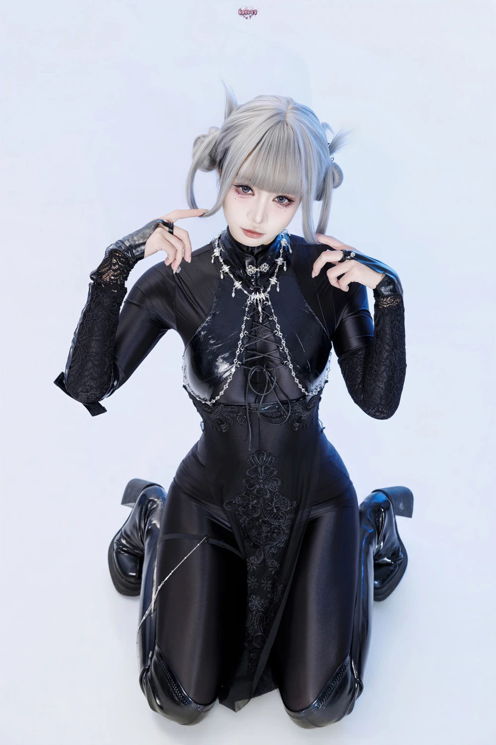 Cosplay 柒柒要乖哦 – 黑靡烟旗袍