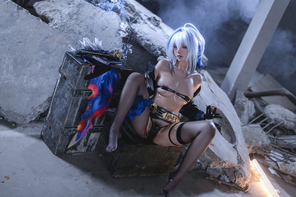 Coser@阿薰kaOri - 鸣潮 嘉贝莉娜 Part03