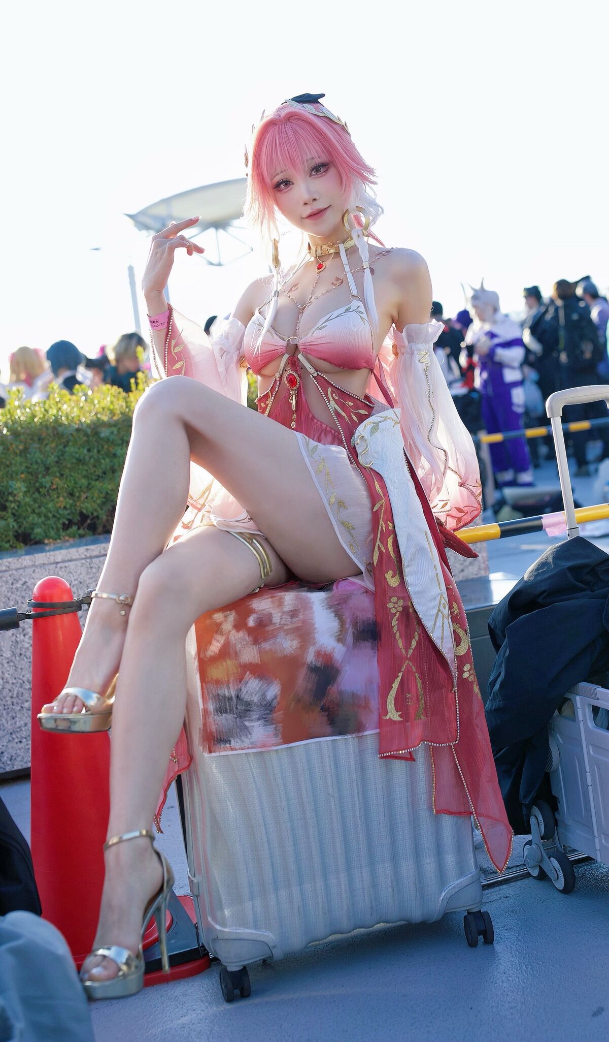 Coser@水淼Aqua - C107 场照 长离 鸣潮