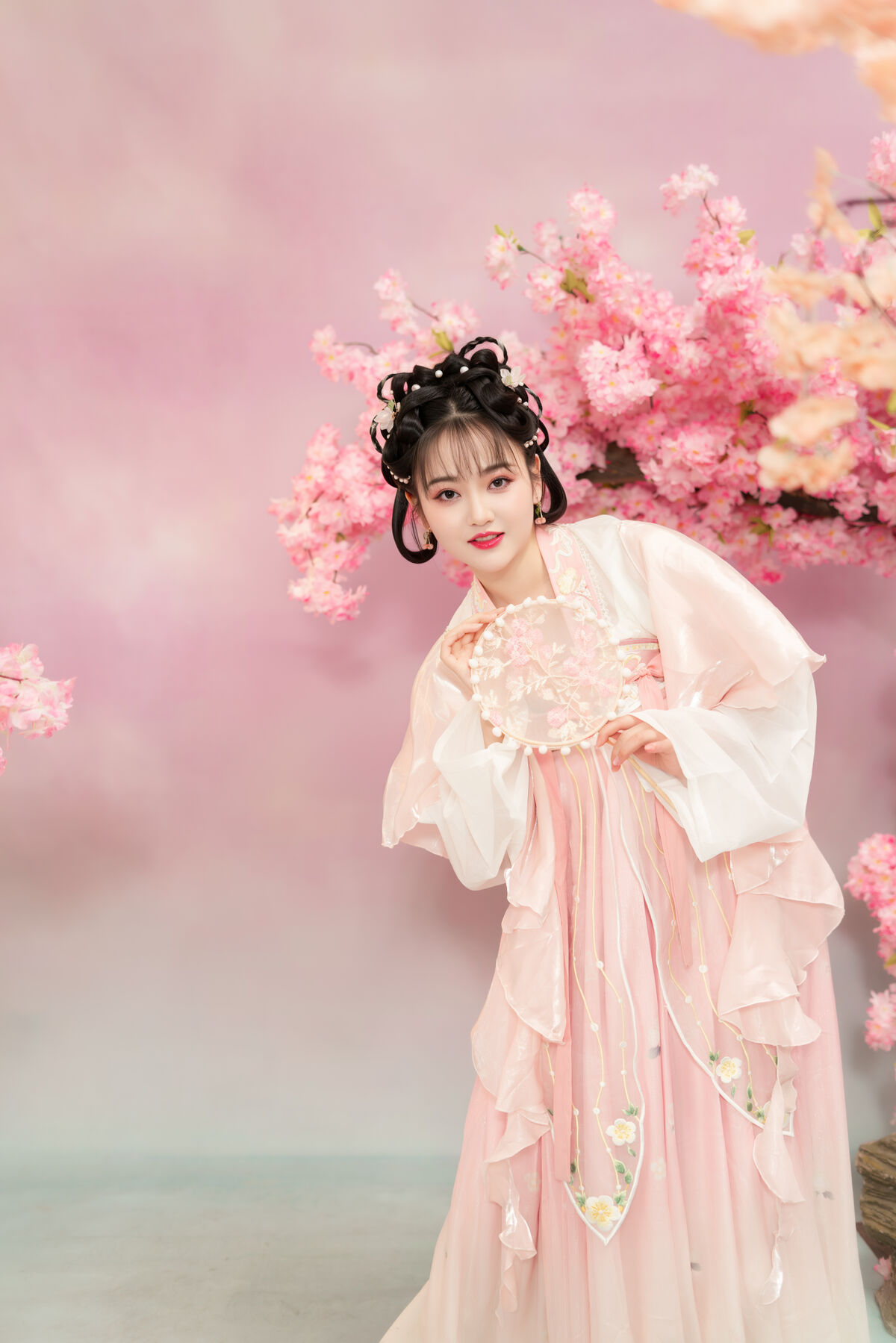 YiTuYu艺图语 Vol.10051 Zhu Ge