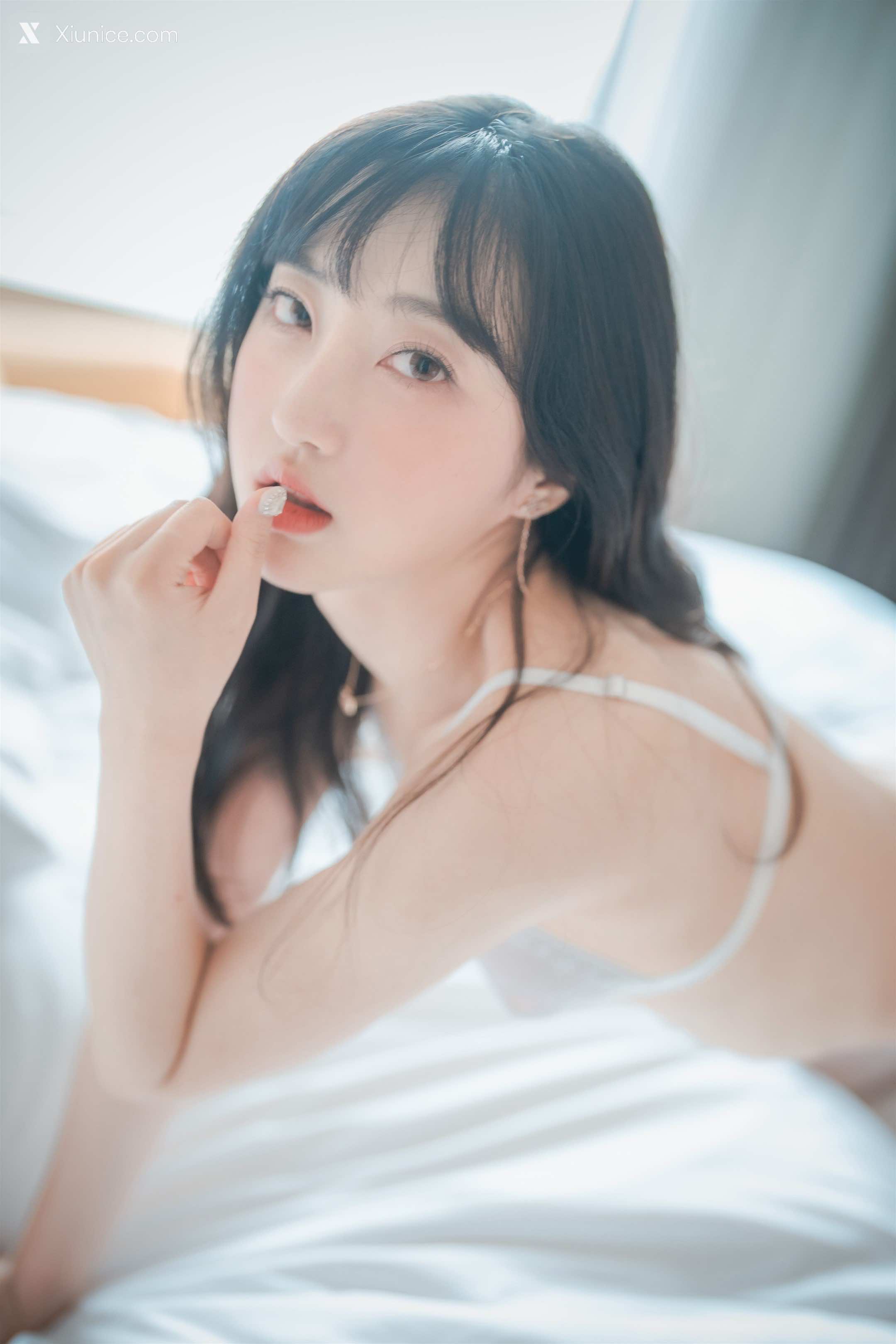 DJAWA Photo – HaNari (하나리) – Champagne Mesh 4K
