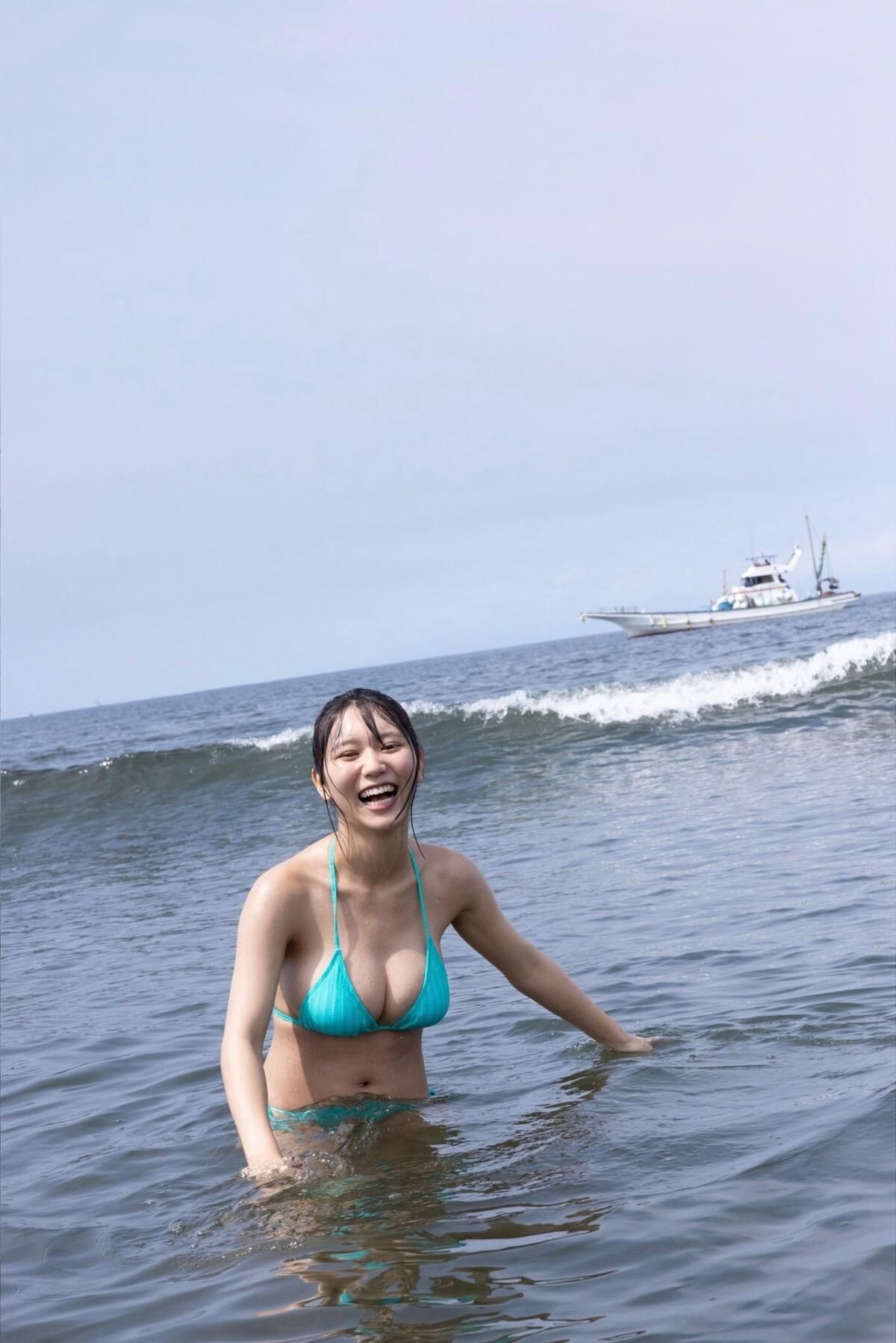 Kawamichi Sara 川道さら - グラビア界のビッグウェーブ SPAデジタル写真集