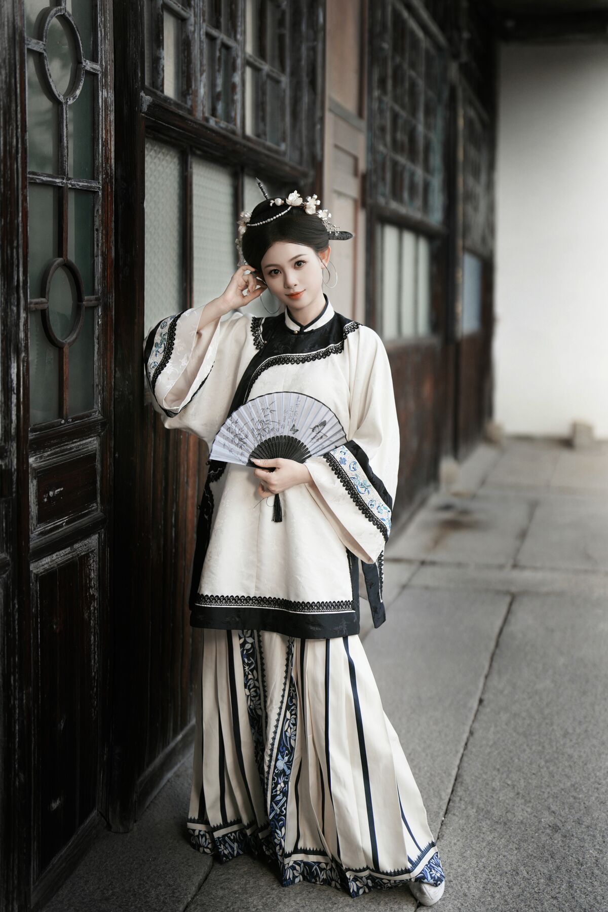 YiTuYu艺图语 Vol.10030 Luo Ning Tang