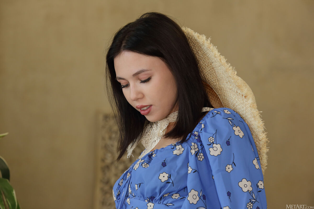 MetArt Kris Si - Blue Dress Part01