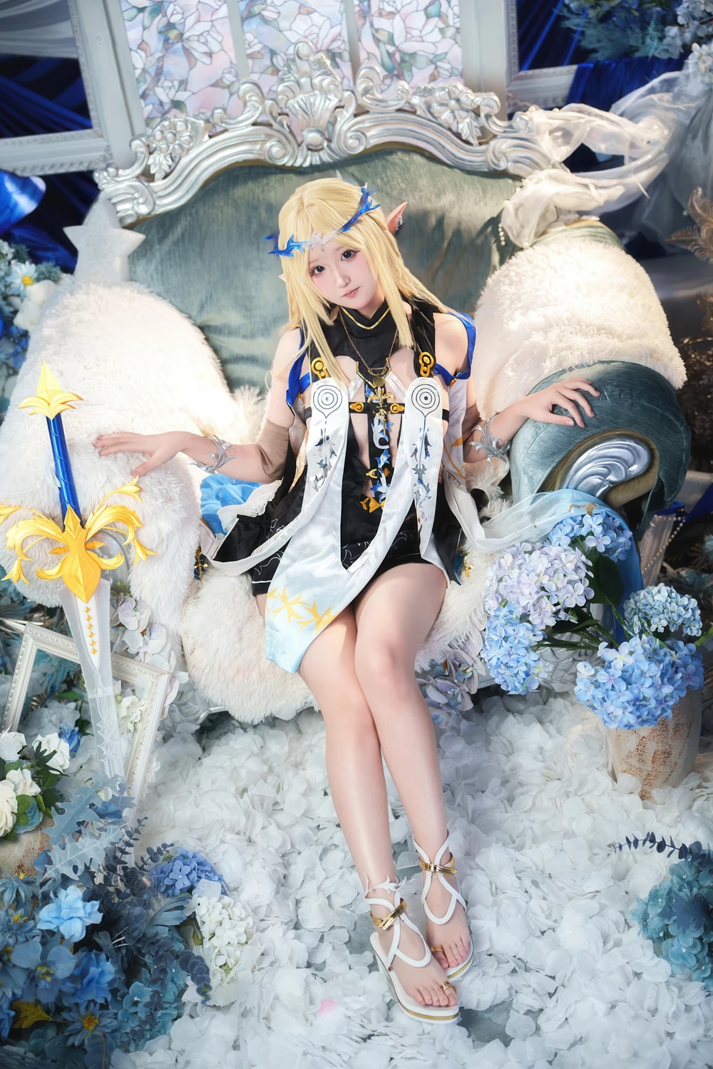 Cosplay Seele麦麦 – 鸣潮 菲比&卡提希娅·蓝色花海物语