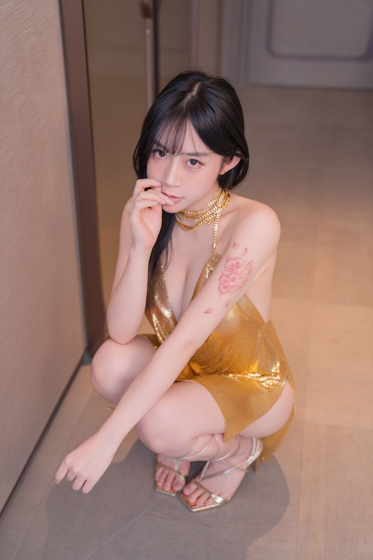 YiTuYu艺图语 Vol.10060 Yi Yuan Tong Xue Jodie
