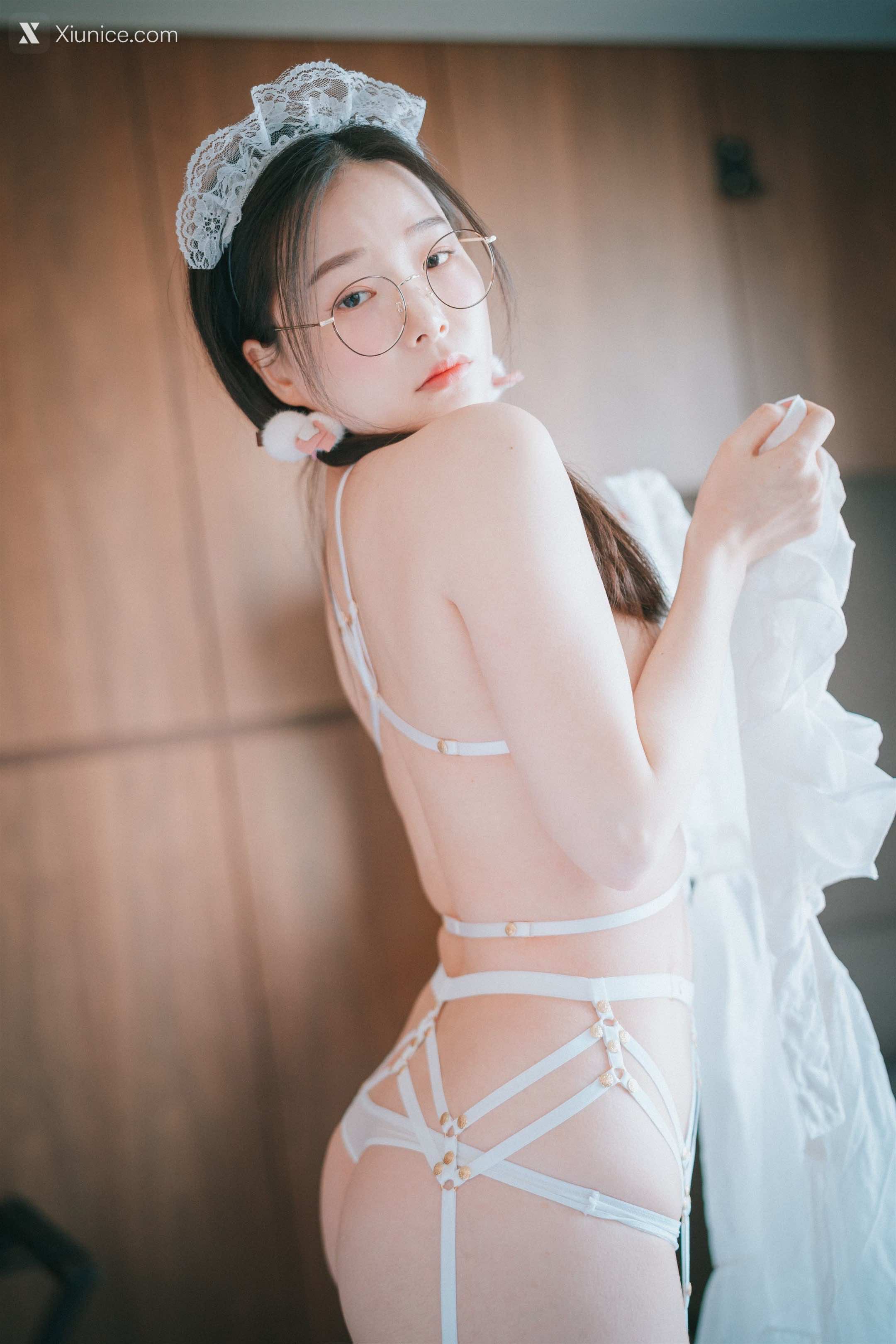 DJAWA Photo – Pia (피아) – Sheer Chiffon Apron 4K